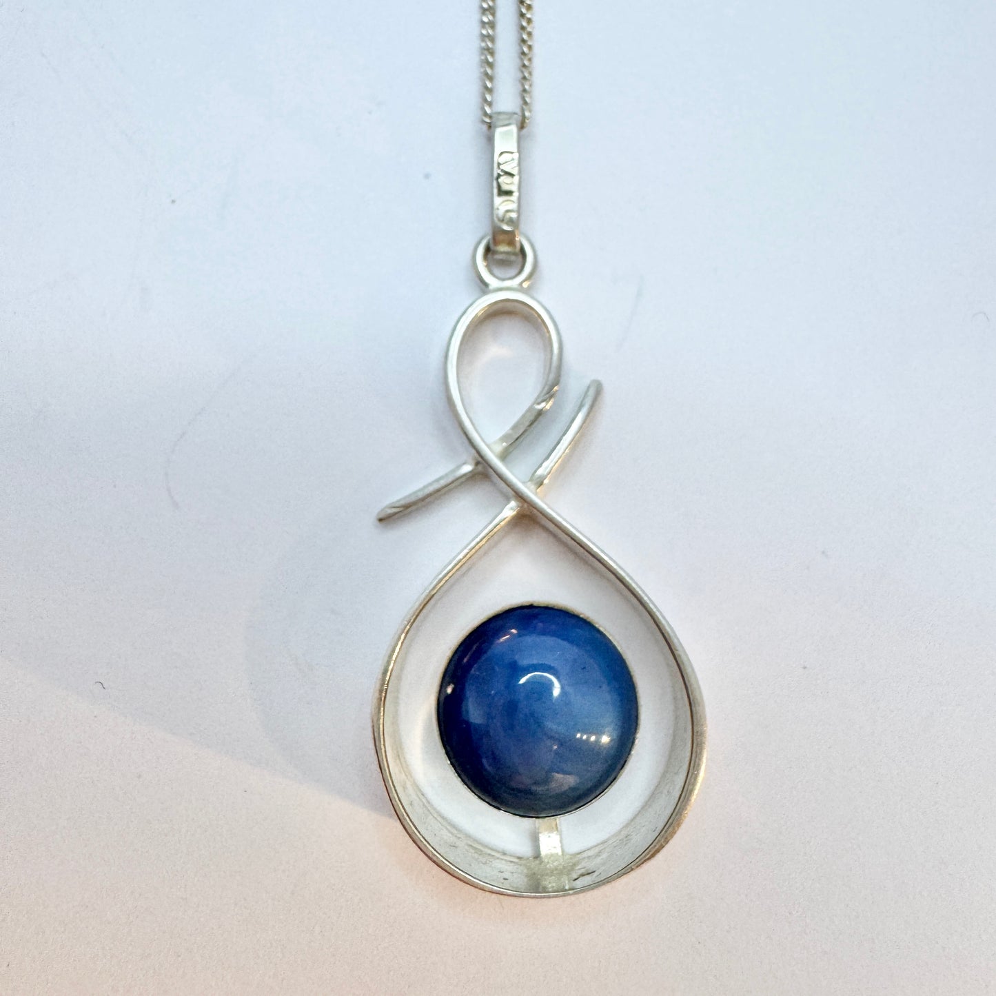 Victor Janson, Sweden 1976. Vintage Solid Silver Bergslagen-stone Pendant Necklace.