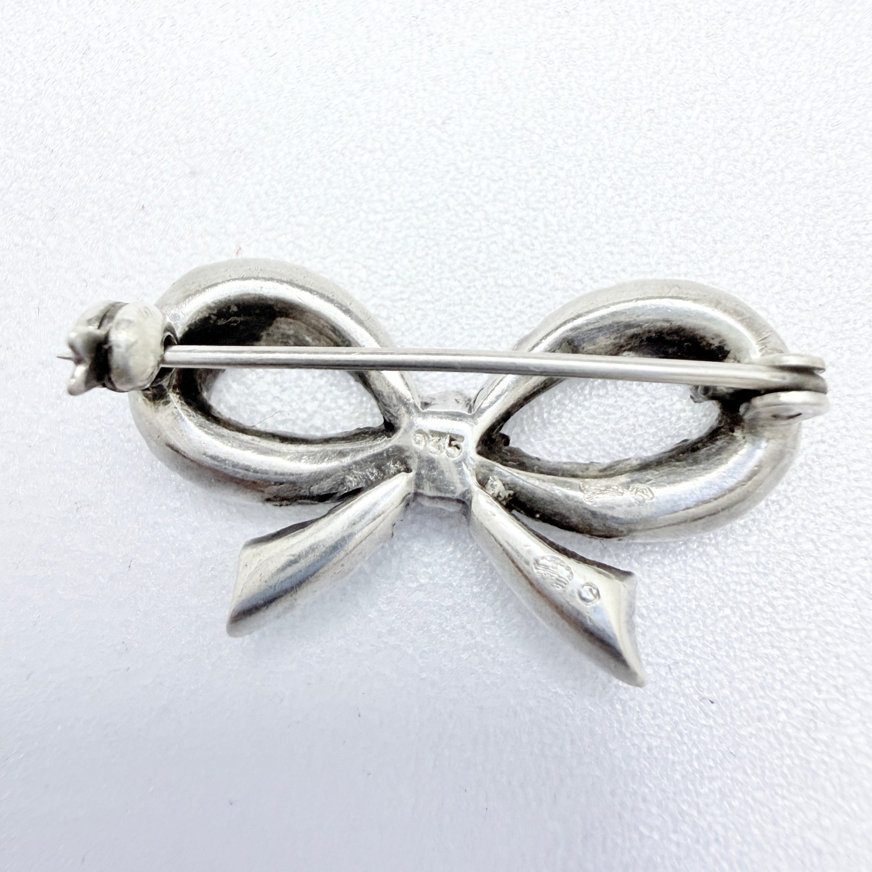 Vintage ca 1940s Sterling 935 Silver Paste Stone Ribbon Brooch