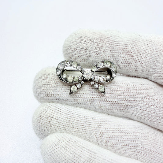 Vintage ca 1940s Sterling 935 Silver Paste Stone Ribbon Brooch.