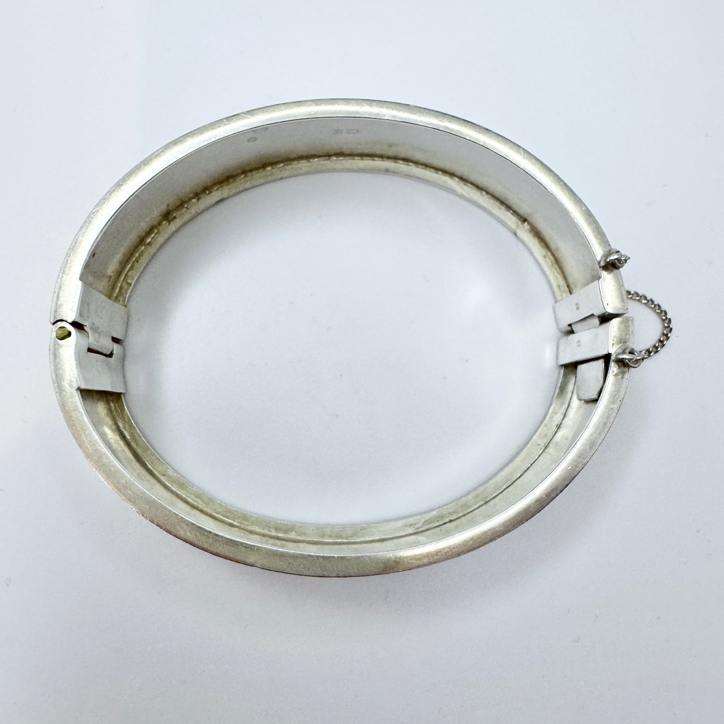 Birmingham 1953. Vintage Sterling Silver Hinged Bangle Bracelet.