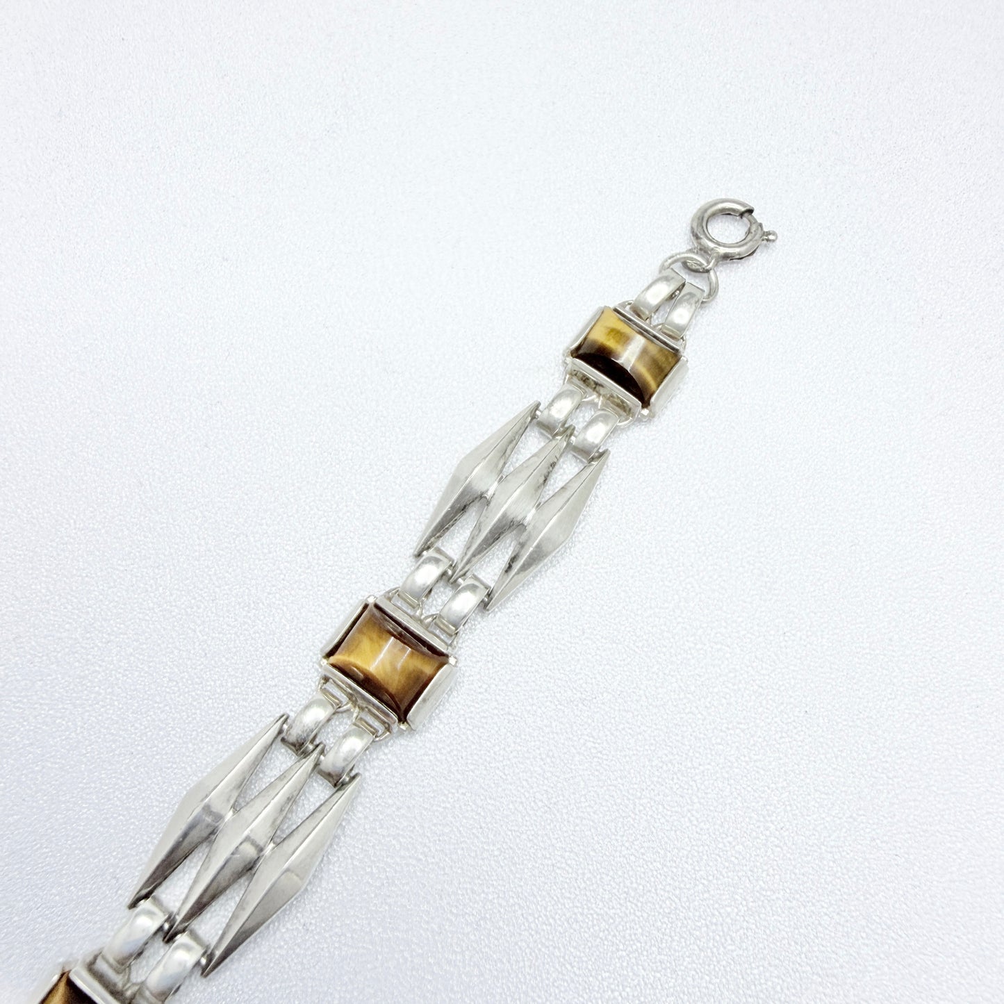 Kordes Lichtenfels, Germany ca 1970. Vintage Solid Silver Tiger's Eye Bracelet.