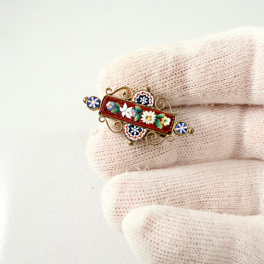 Italy 1942. Vintage WWII-era Micro Mosaic Brooch.