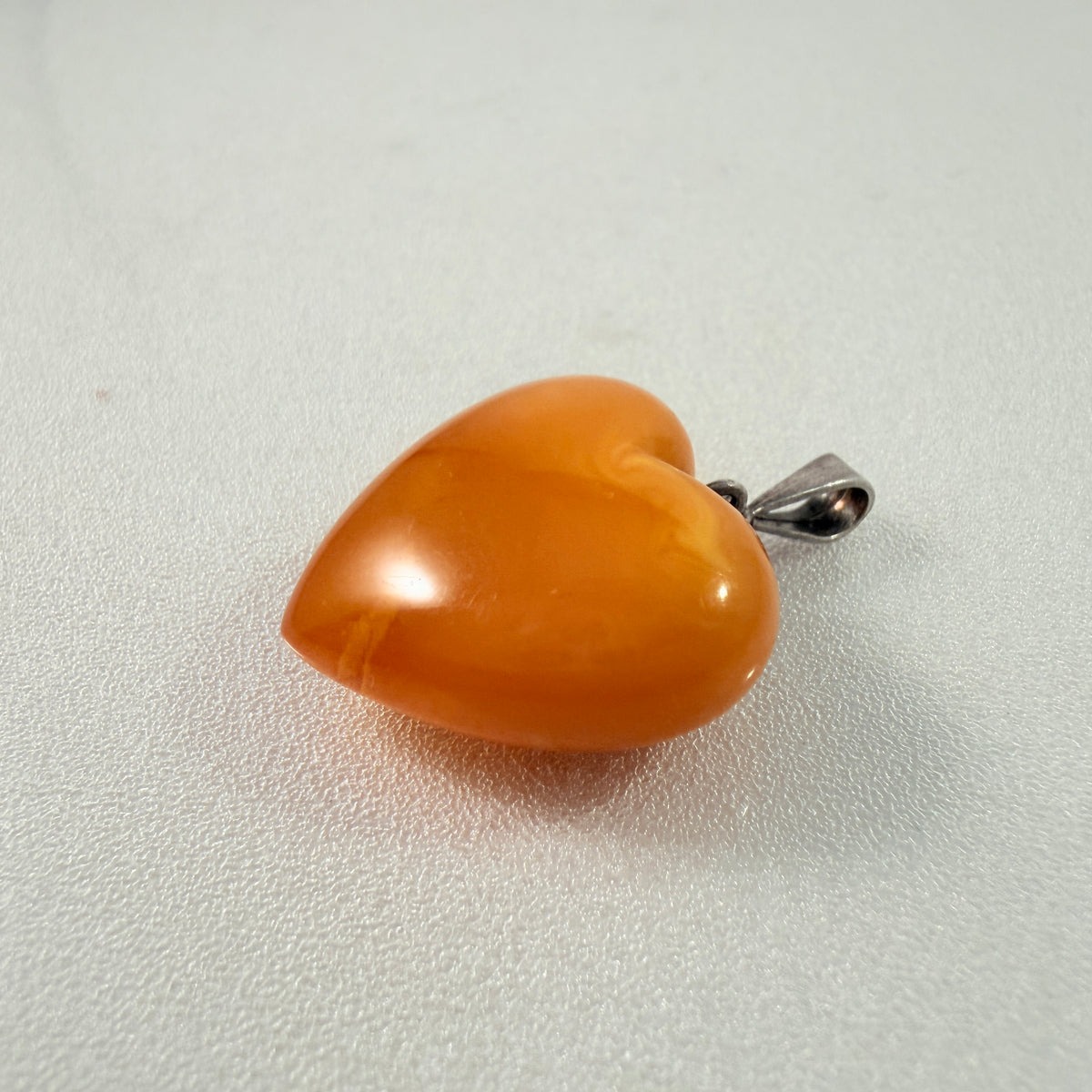 Vintage Heart Amber Silver Pendant.