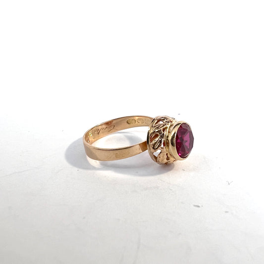 Martti Viikinniemi, Finland year 1970. Vintage 14k Gold Synthetic Ruby Ring.