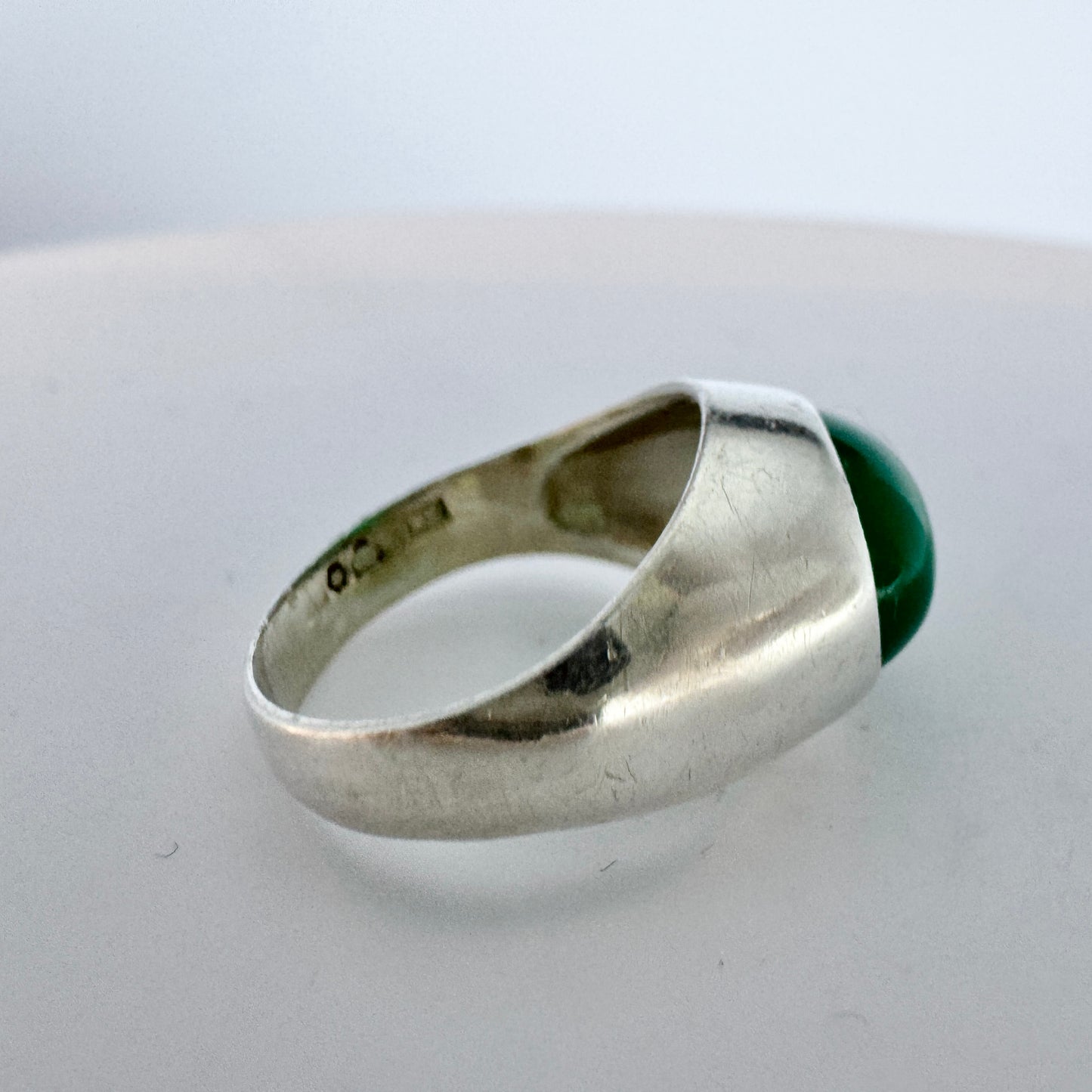 Kaplan, Sweden 1950s. Vintage Solid Silver Chrysoprase Ring.