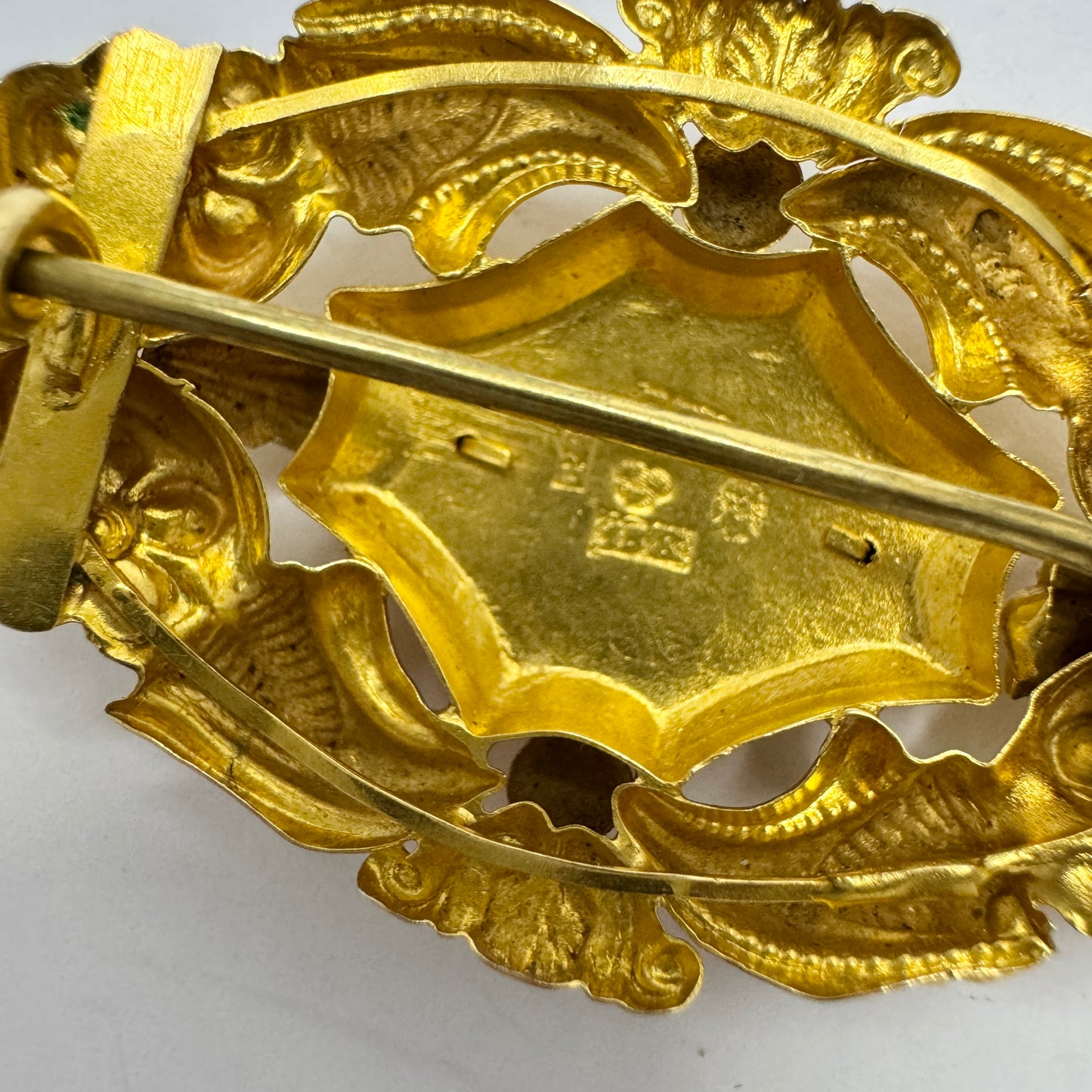 C.F Hultbom Sweden 1845. Antique early Victorian 18k Gold Brooch.