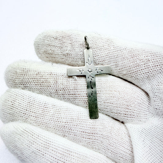 Victor Janson, Sweden 1971. Vintage Solid Silver Cross Pendant.