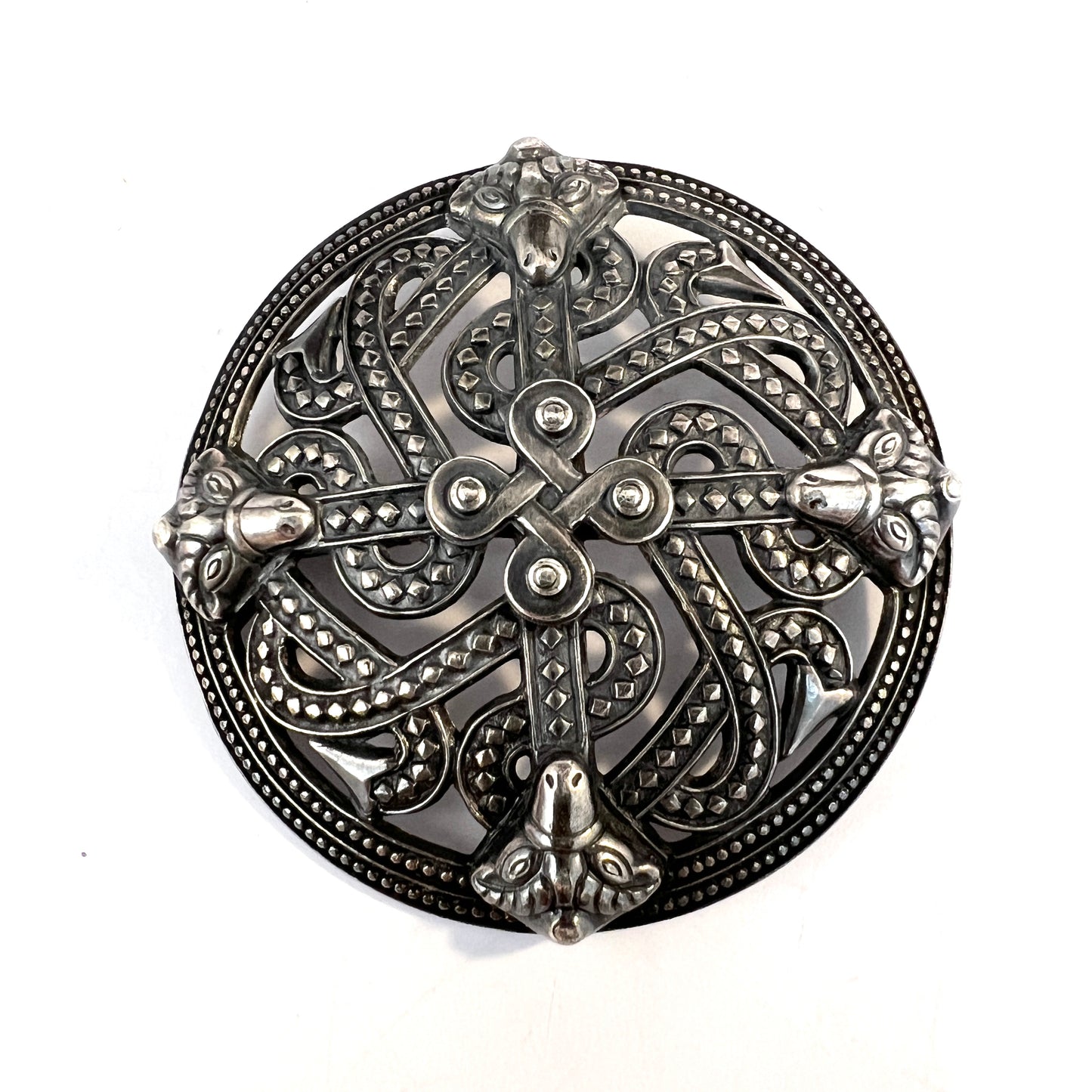 Kalevala Koru, Finland 1962. Vintage Solid Silver Shield Brooch.