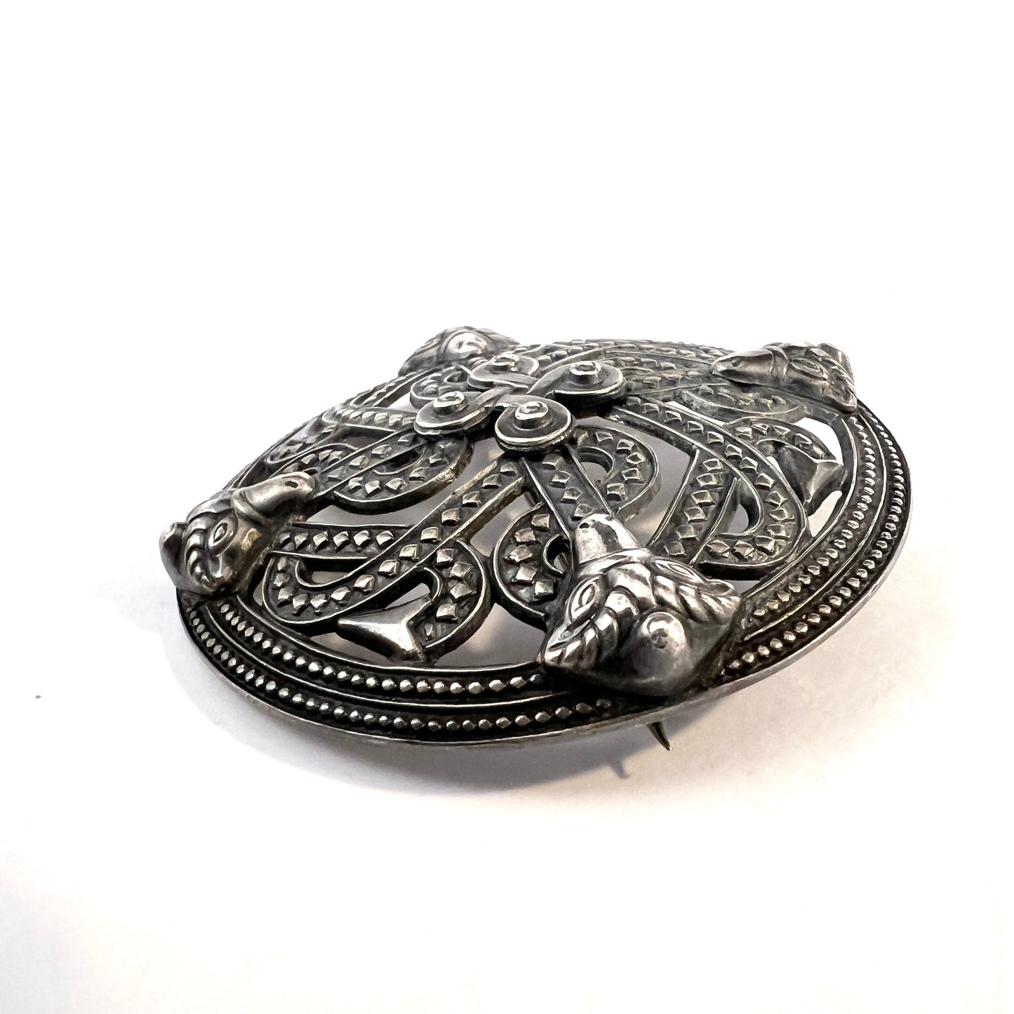 Kalevala Koru, Finland 1962. Vintage Solid Silver Shield Brooch.