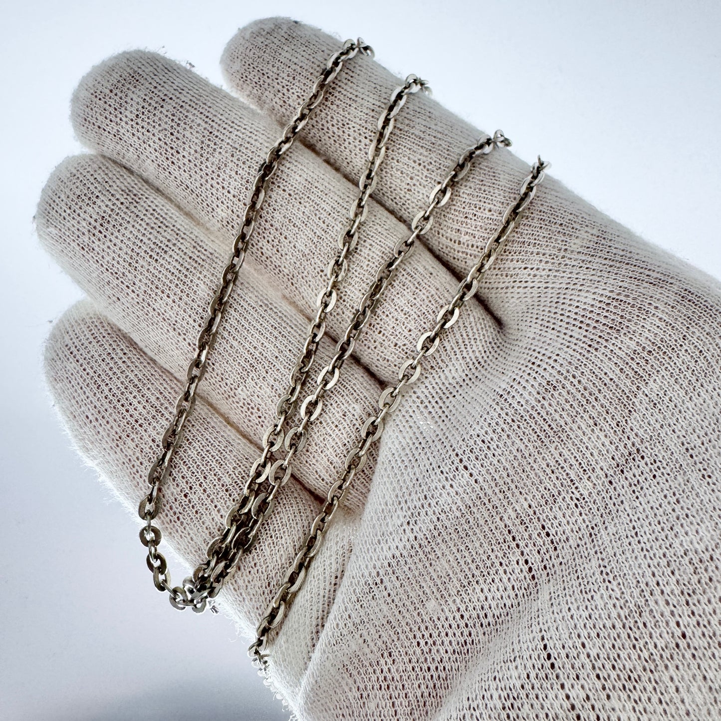 Austria c 1940s. Vintage 24 inch Solid 835 Silver Chain Necklace.