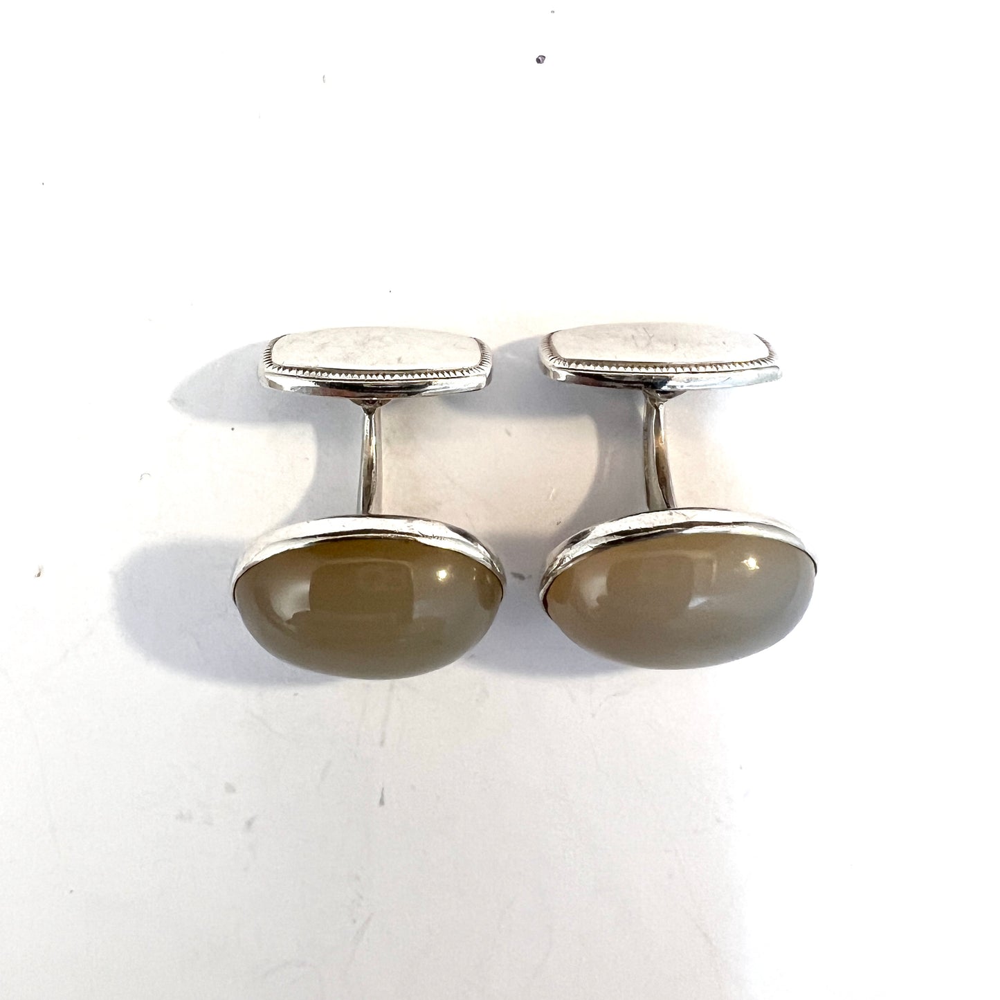 Jalosepot Oy, Finland 1957. Vintage Solid Silver Quartz Cufflinks.