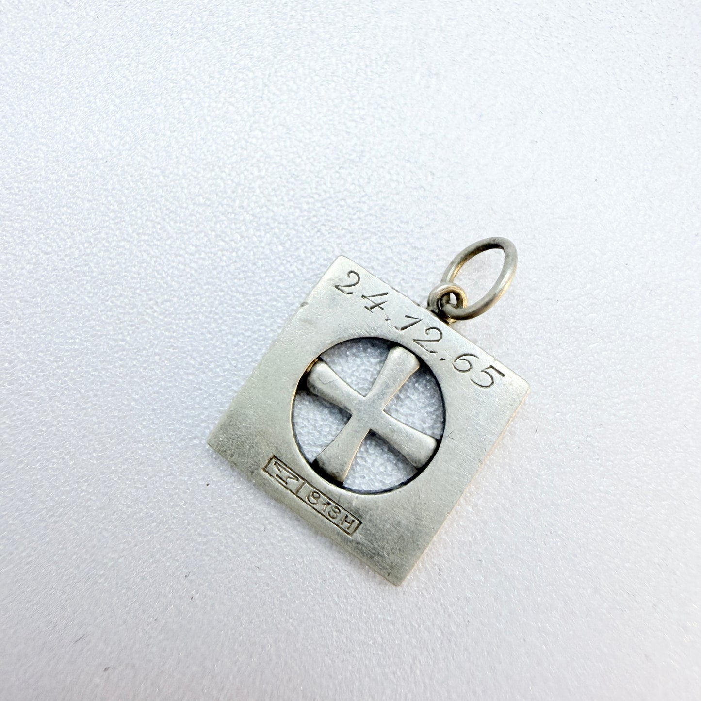 Elis Kauppi, Kupittaan Kulta Finland 1965. Vintage Solid Silver Small Cross Pendant