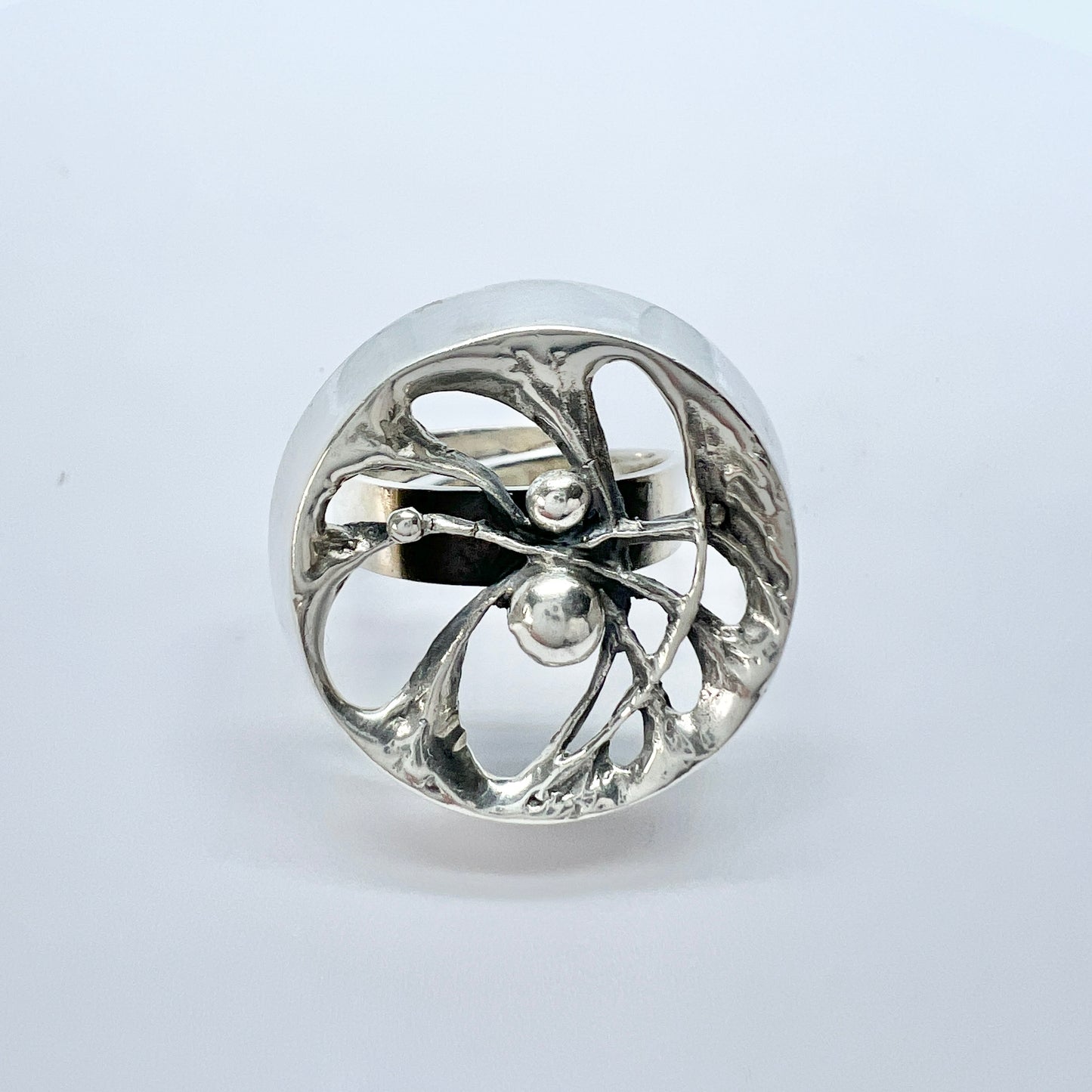 Sten & Laine, Finland 1976. Vintage Sterling Silver Ring. Design Spider Web.