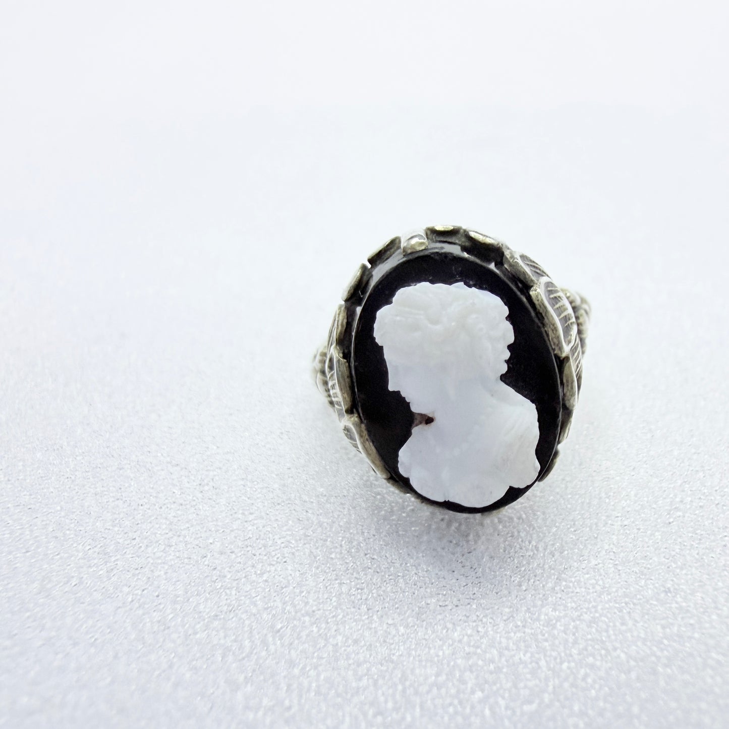 Antique Art Nouveau Solid Silver Cameo Pinky Ring.