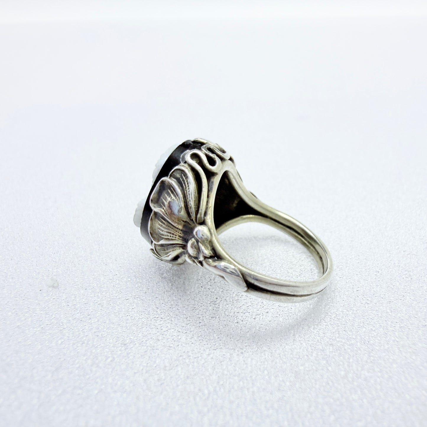 Antique Art Nouveau Solid Silver Cameo Pinky Ring.