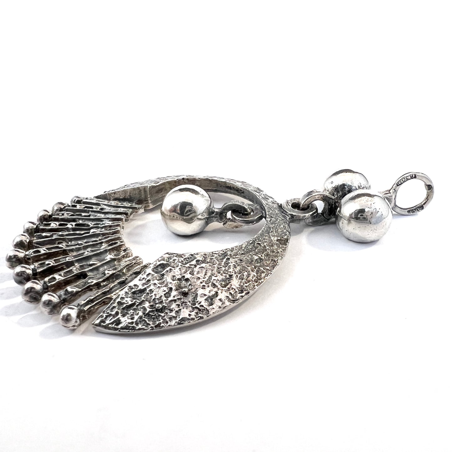 Alpo Tammi, Finland early 1970s. Large Vintage Modernist Solid Silver Pendant.