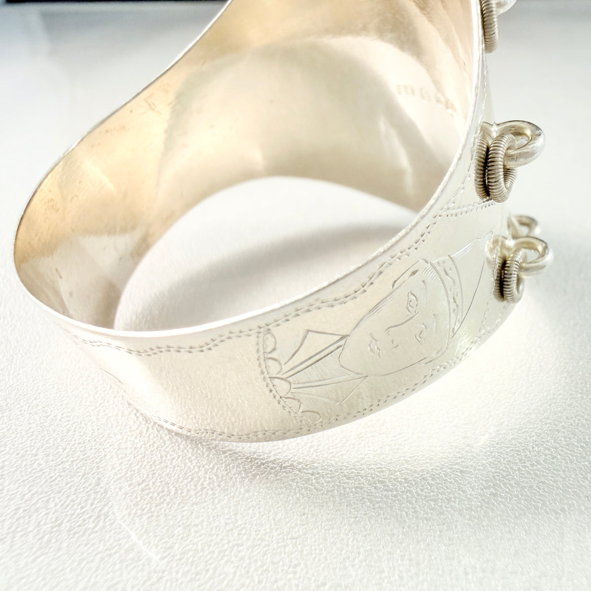 Haparanda, Sweden year 1941. Rare WWII-era Vintage Solid Silver Sami / Laplander Scarf Ring.