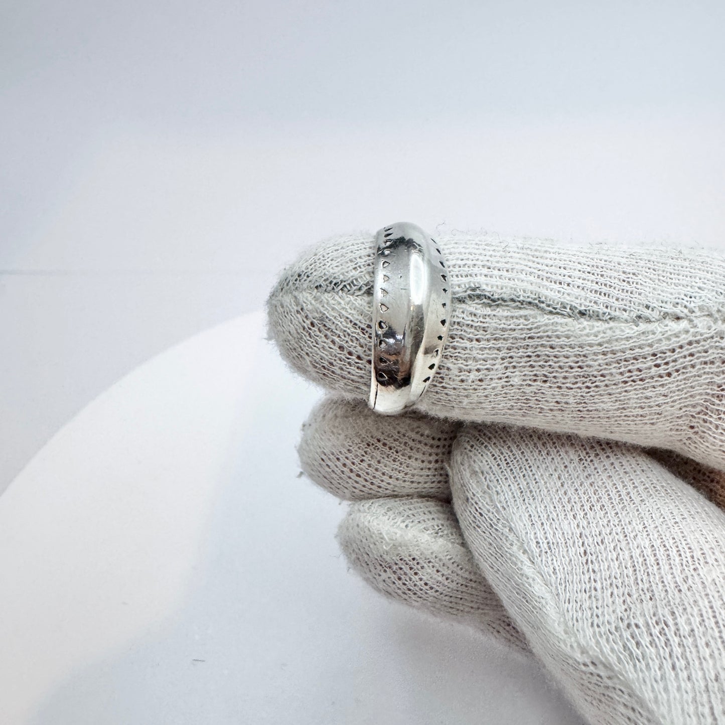 Tillander for Kalevala Koru, Finland 1958. Vintage Solid Silver Ring.