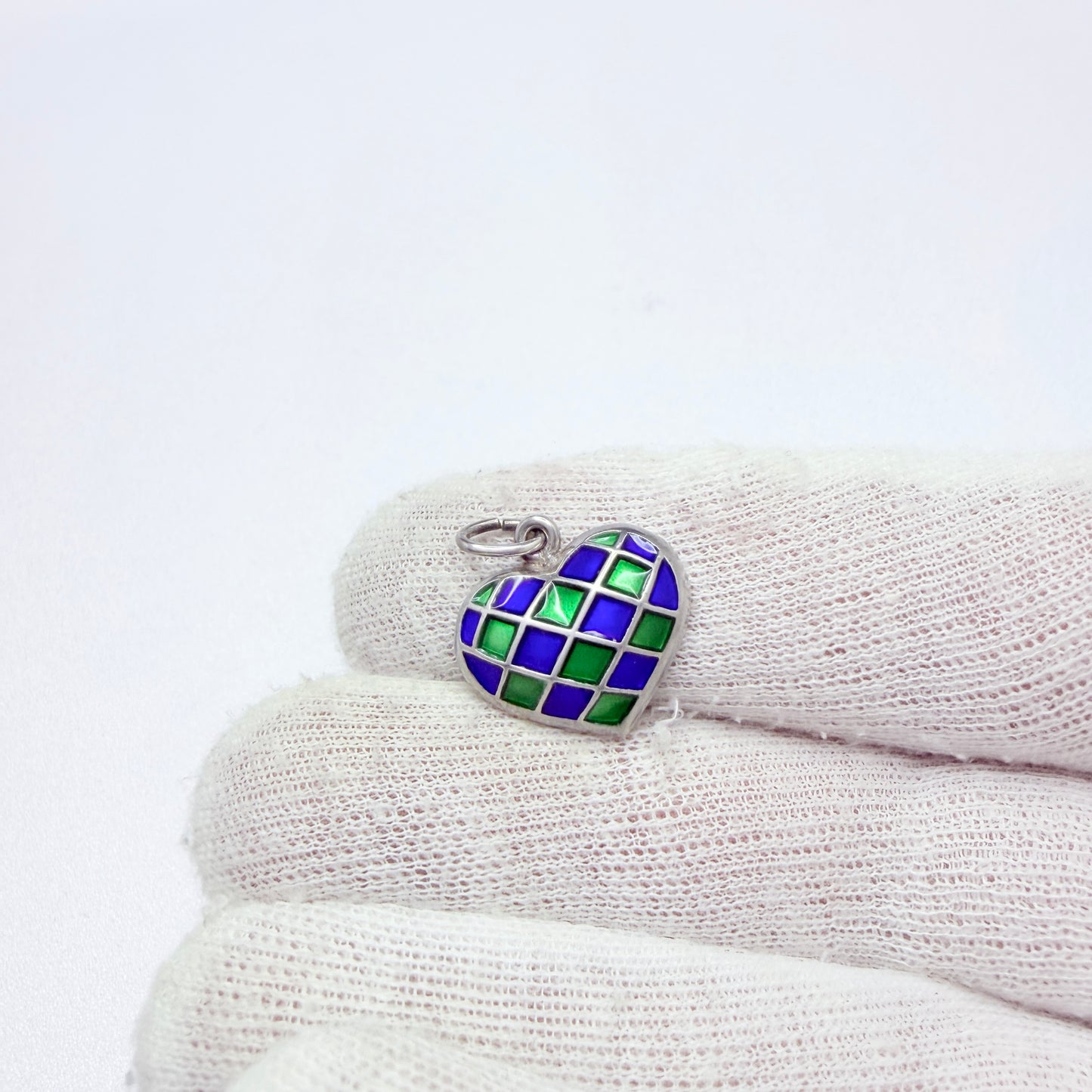 David-Andersen, Norway. Vintage Sterling Silver Enamel Heart Pendant.