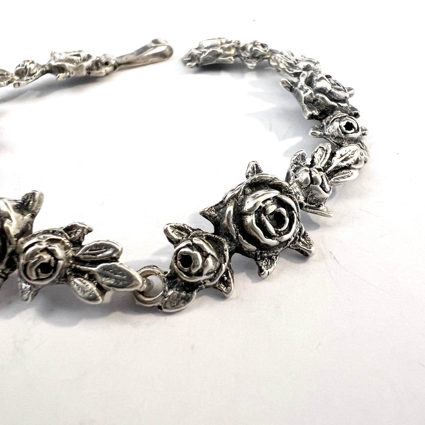 Turun Hopea, Finland 1975. Vintage Solid Silver Rose Flower Bracelet.