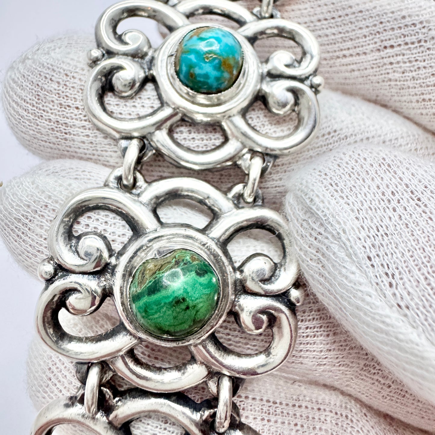 Vintage Chunky Sterling Silver Turquoise Bracelet. Prob. Mexico
