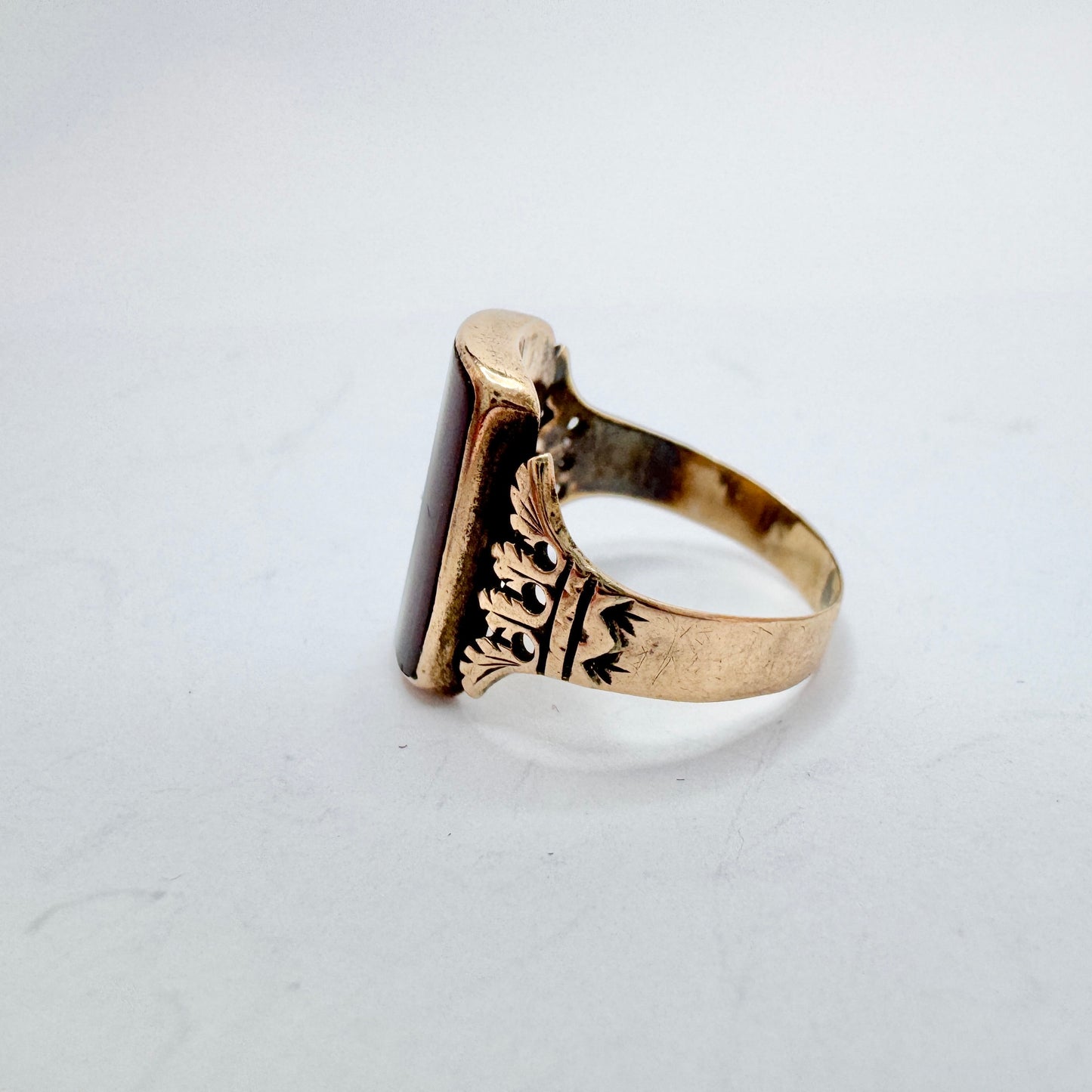 Antique Victorian ca 14k Gold Carnelian Female Signet Ring