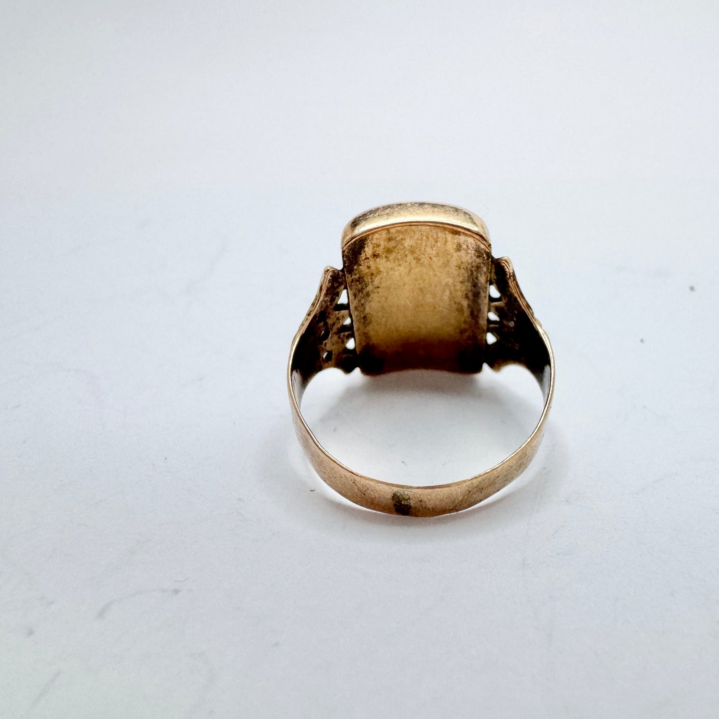 Antique Victorian ca 14k Gold Carnelian Female Signet Ring