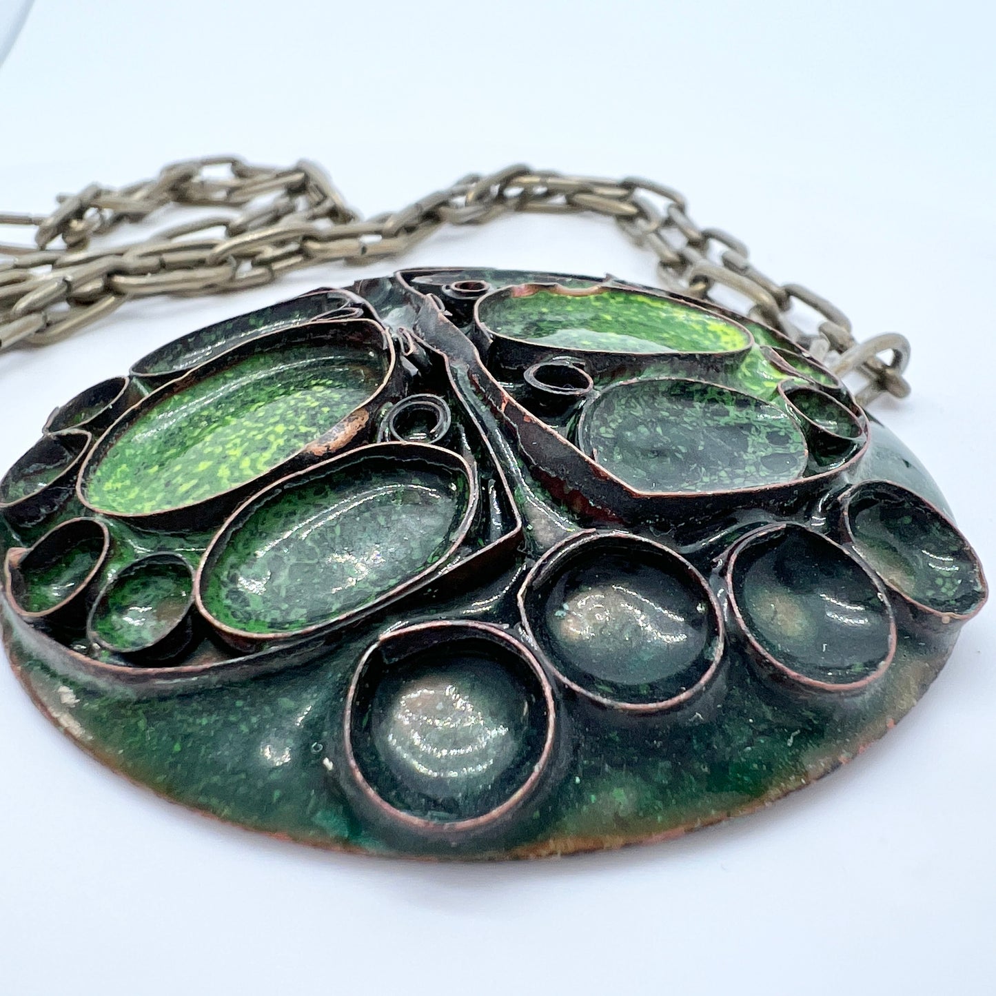 Anja Mäkinen, Finland 1970s. Large Vintage Green Enamel Copper Pendant Necklace.