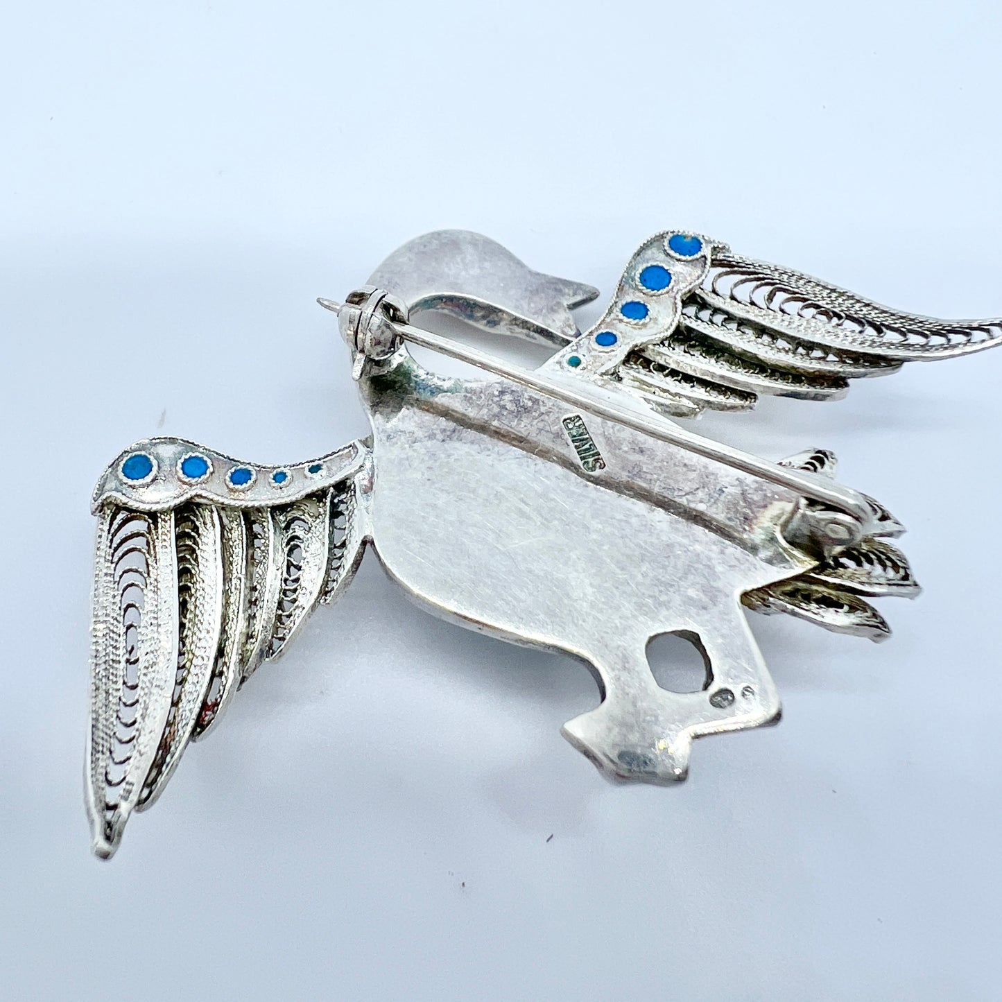 China. Vintage Solid Silver Turquoise Enamel Filigree Bird Brooch.