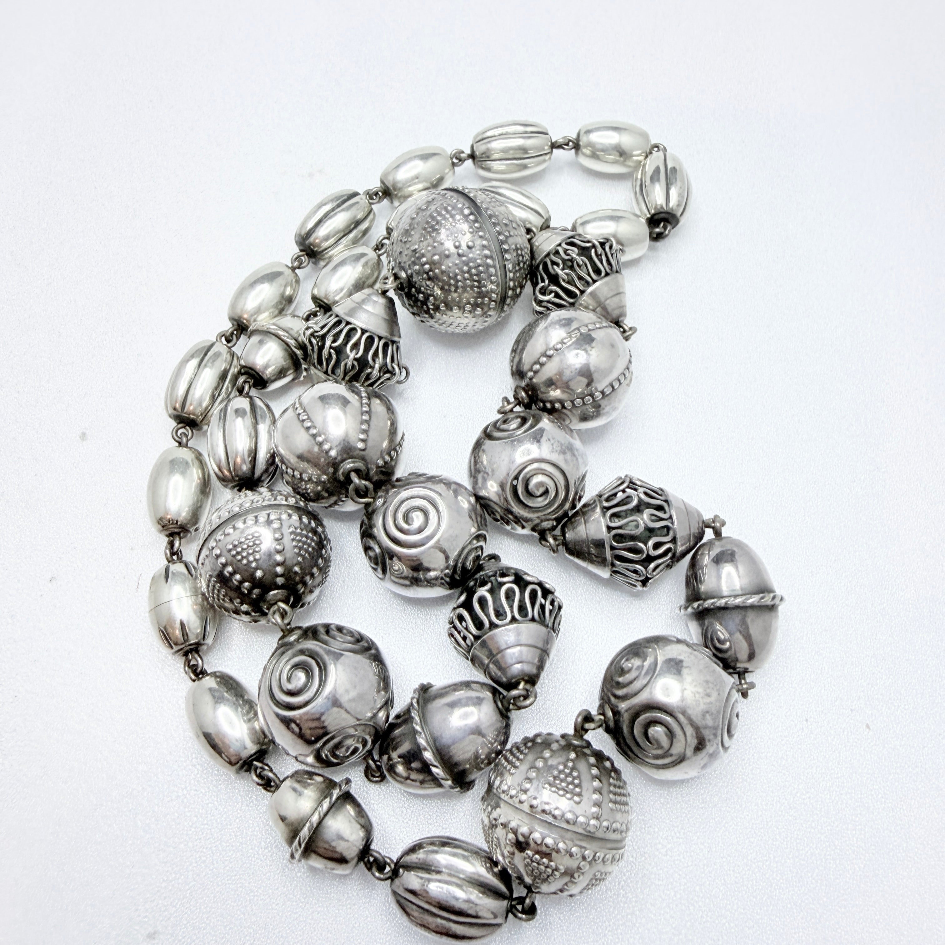 Kalevala Koru, Finland 1982. Bold Vintage Sterling Silver Necklace