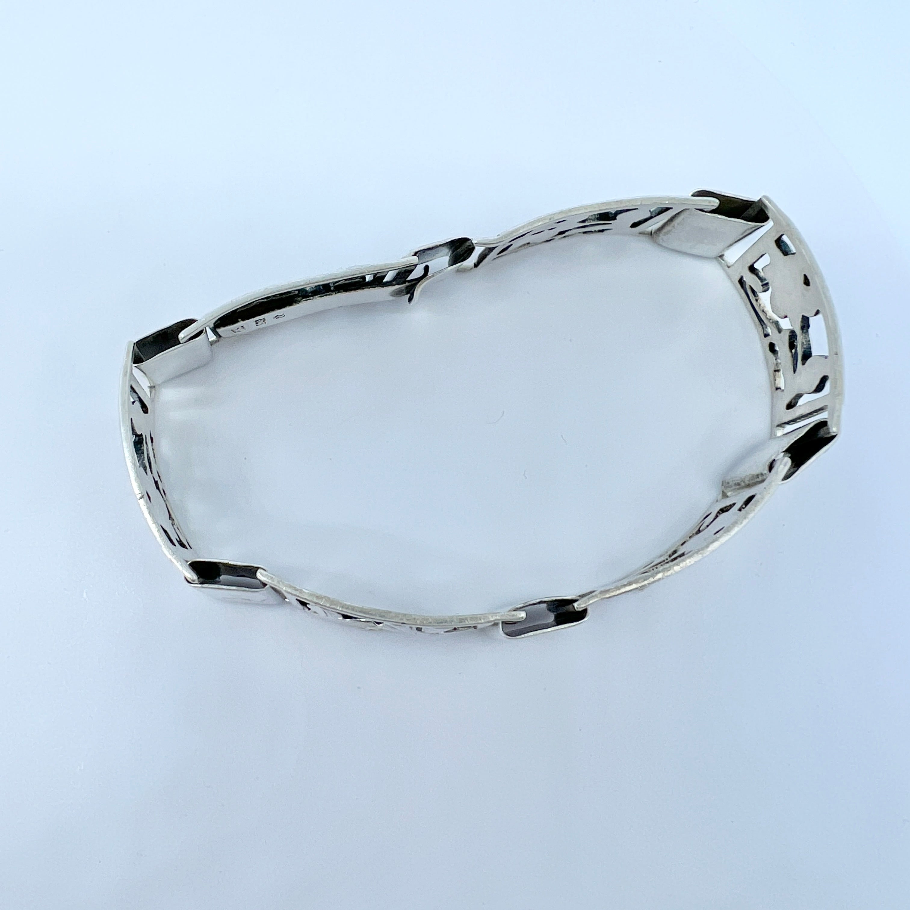 Maker RR, Denmark Vintage 830 Silver Floral Panel Bracelet. Design