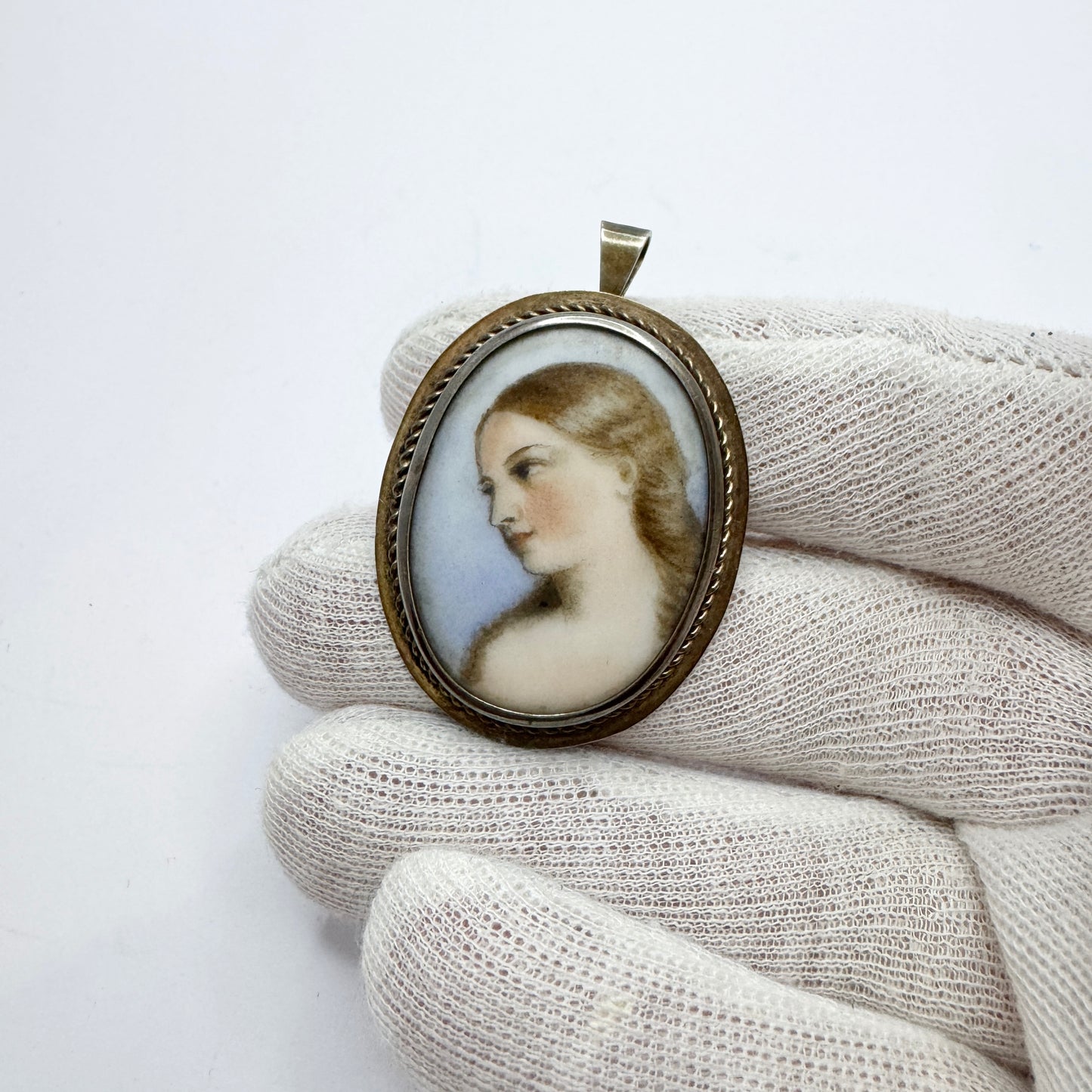 Stark & Svensson, Sweden 1941. Vintage Solid Silver Painted Porcelain Pendant.