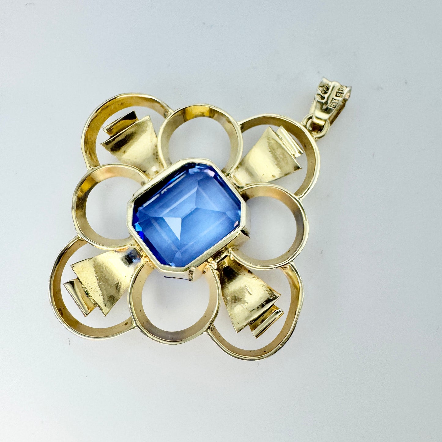 Waldemar Jonsson, Sweden 1951. Vintage Solid Silver Blue Synthetic Spinel Pendant.