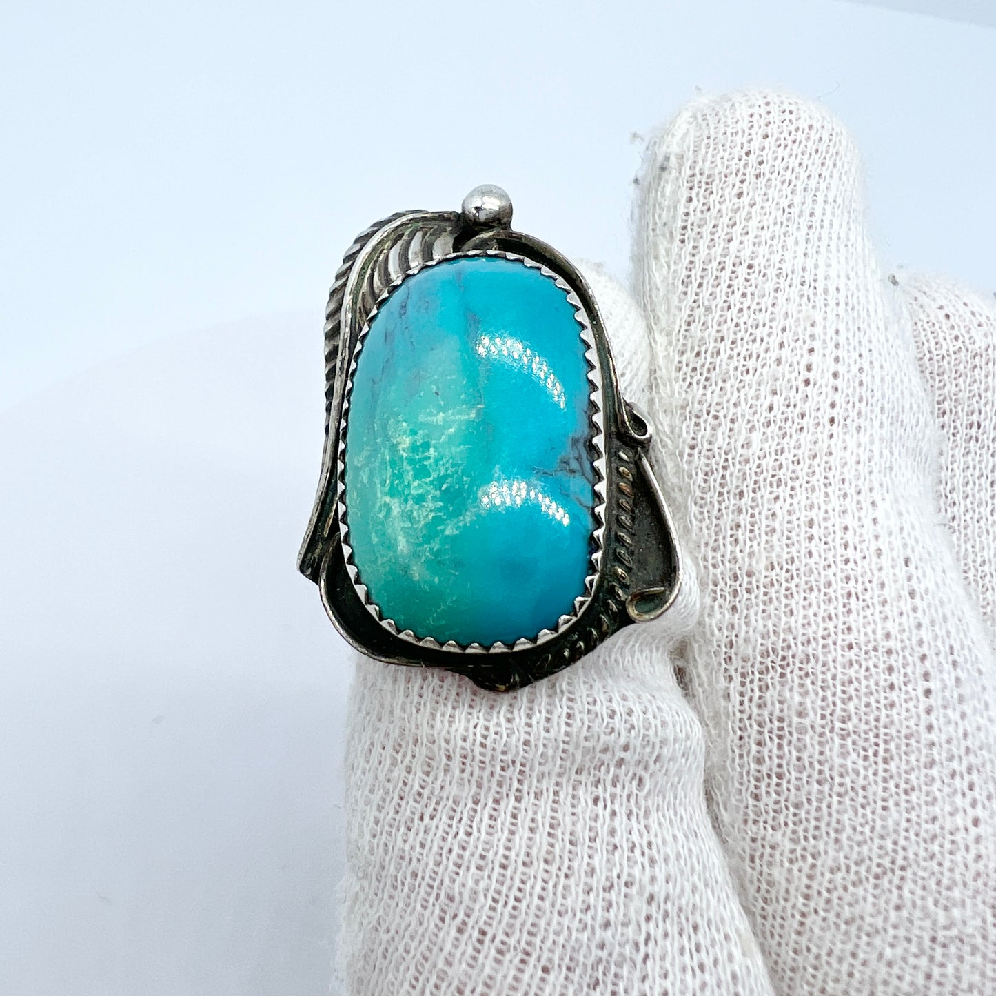 Maker TT Vintage Sterling Silver Turquoise Native American Ring.