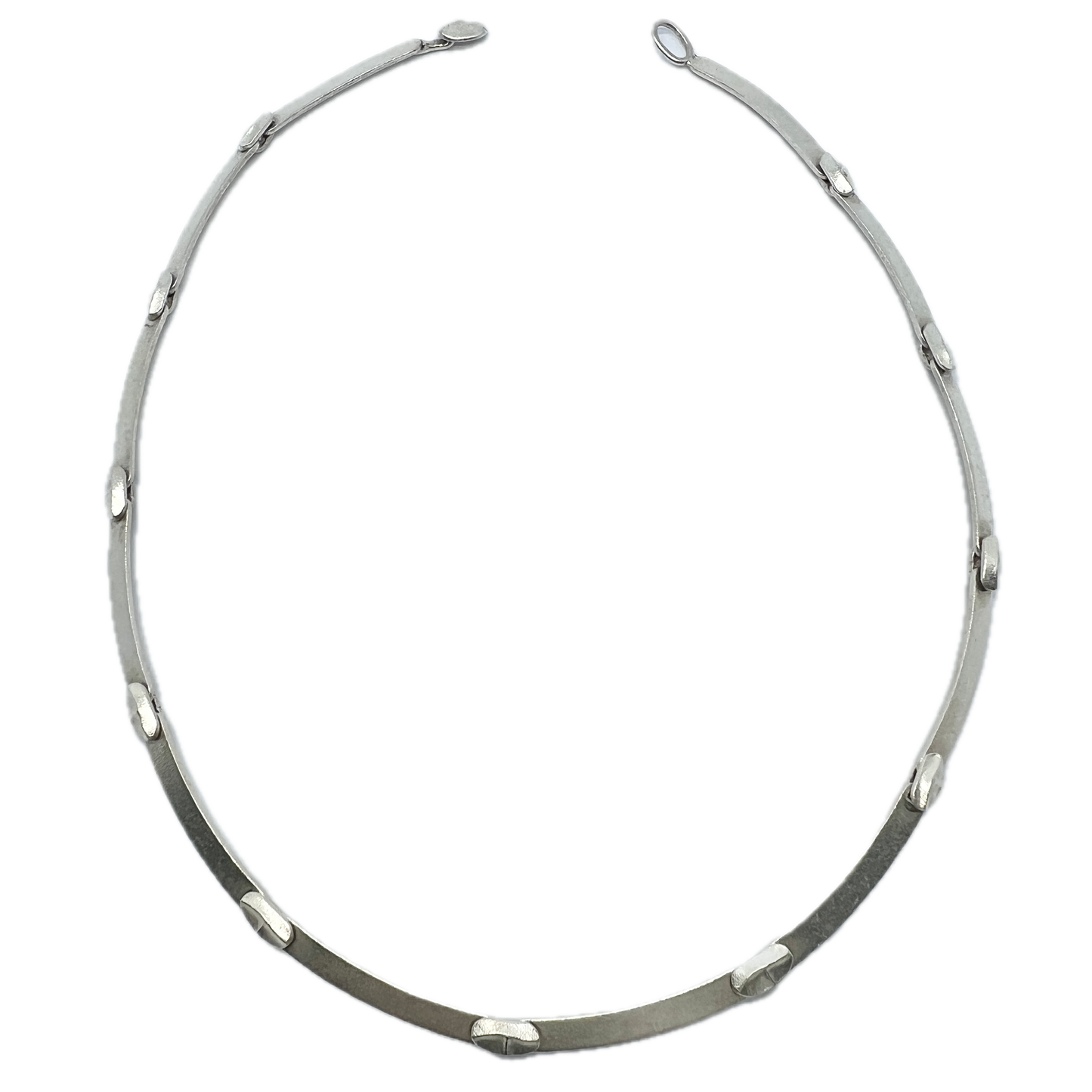 Bjorn Weckstrom for Lapponia, Finland 1979. Vintage Sterling Silver necklace. Design: Labyrinth.