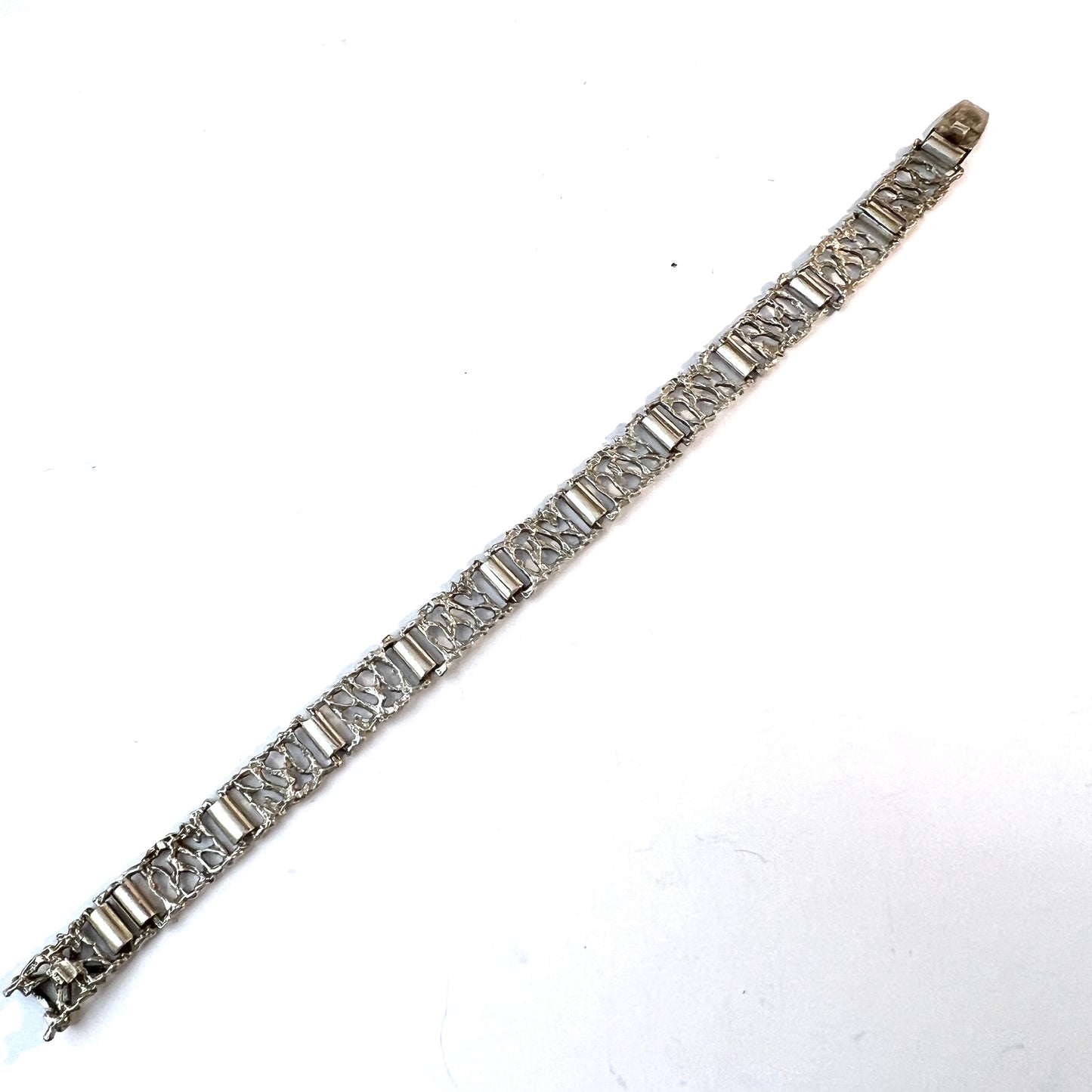 Jalosepot Oy, Finland 1971. Vintage Solid Silver Link Bracelet.