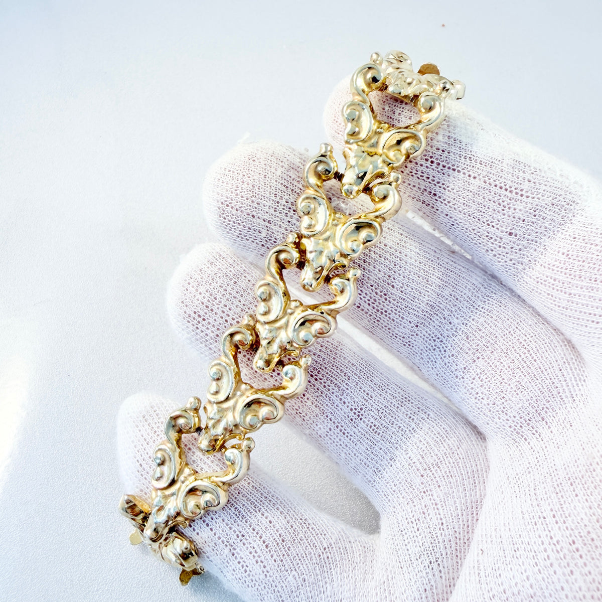 T Brandt, Sweden year 1888. Antique Victorian Gold Gilt Silver Bracelet.