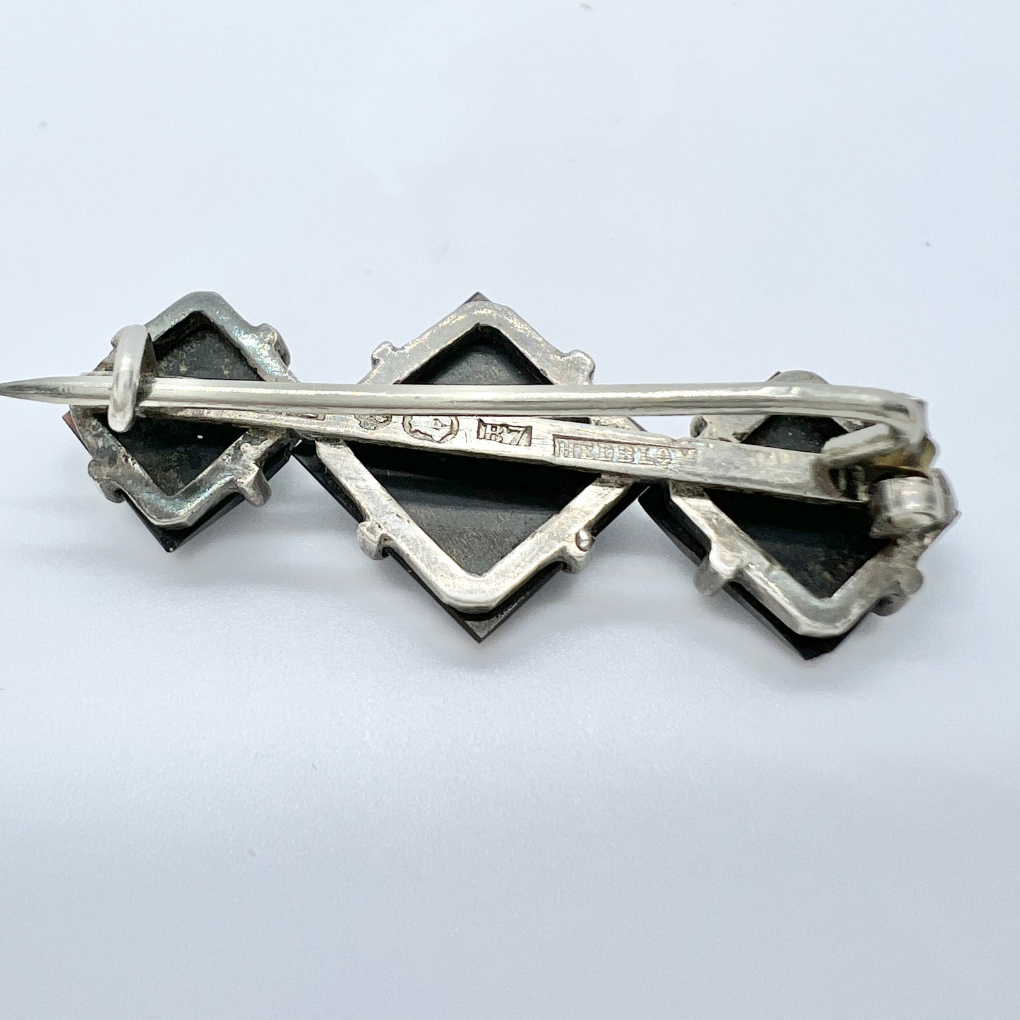 Hedblom, Sweden year 1904, Antique Solid Silver French Jet Mourning Brooch.