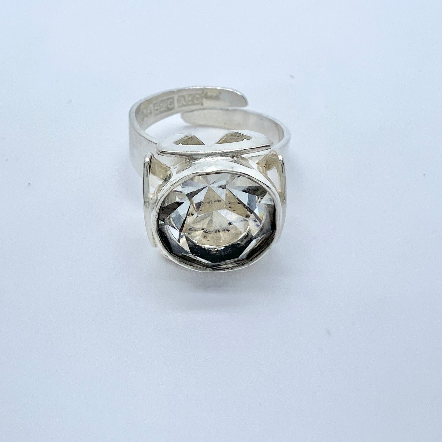Hedberg, Sweden 1975 Vintage Sterling Silver Rock Crystal Adjustable Size Ring.