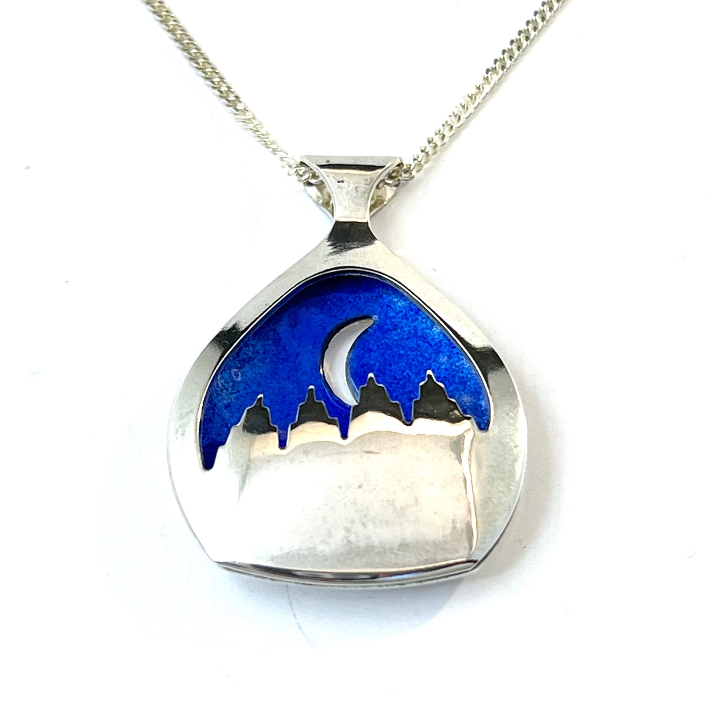 Midnattssolsmycket, Sweden 1996. Vintage Sterling Silver Enamel Midnight Sun Polar Night Pendant Necklace.