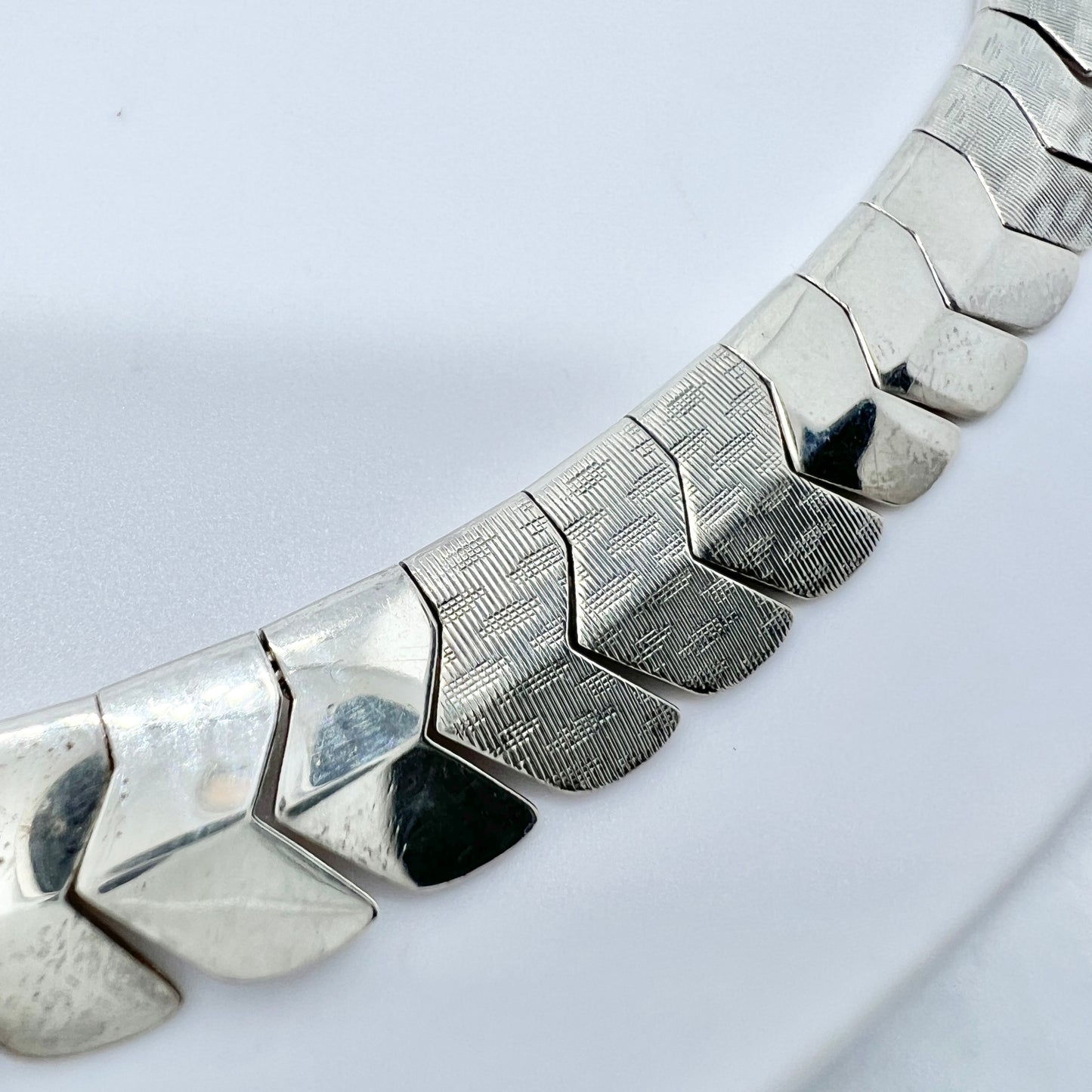 Sweden. Vintage Sterling Silver Necklace.