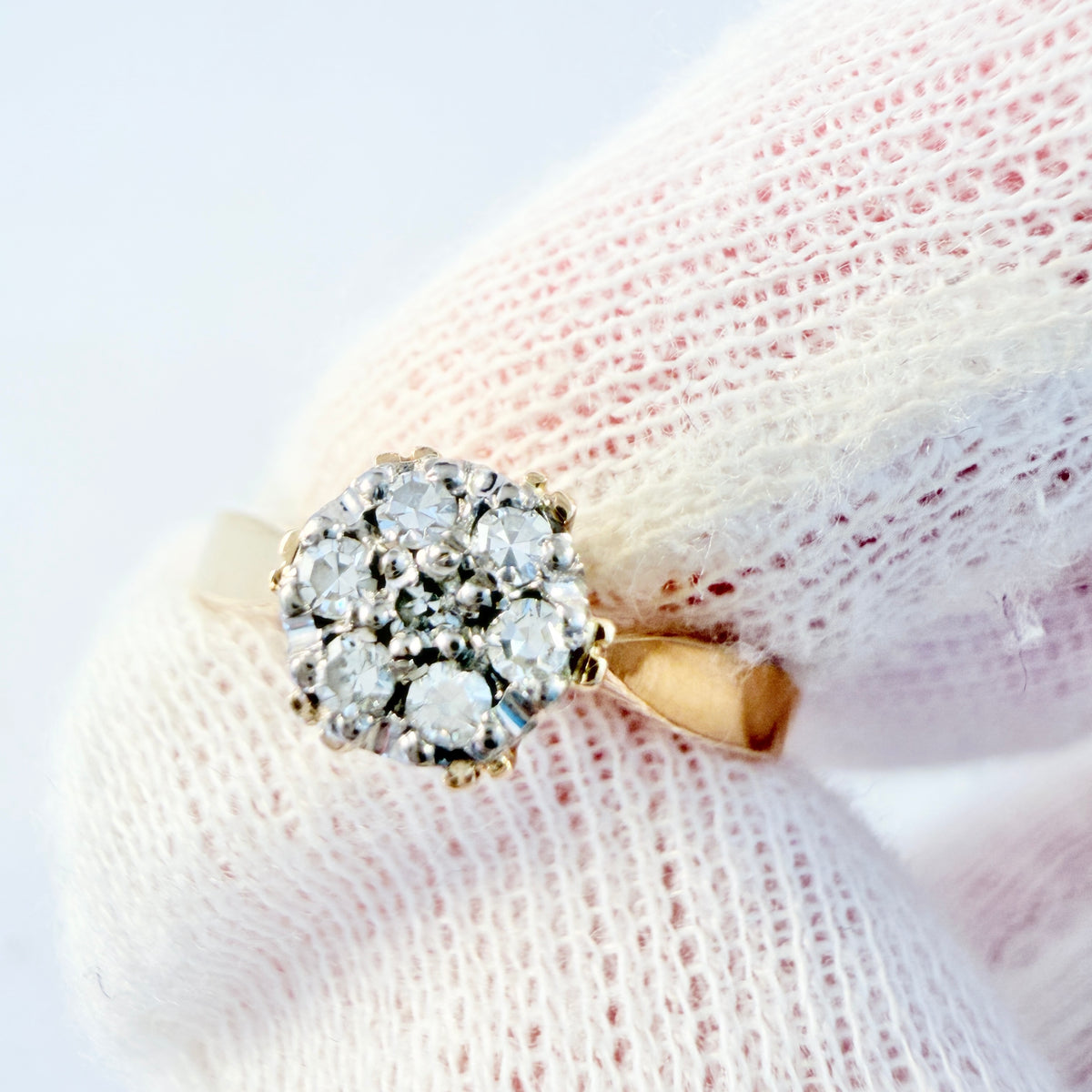 Sweden 1984. Vintage 18k Gold Diamond Cluster Unengraved Engagement Ring.