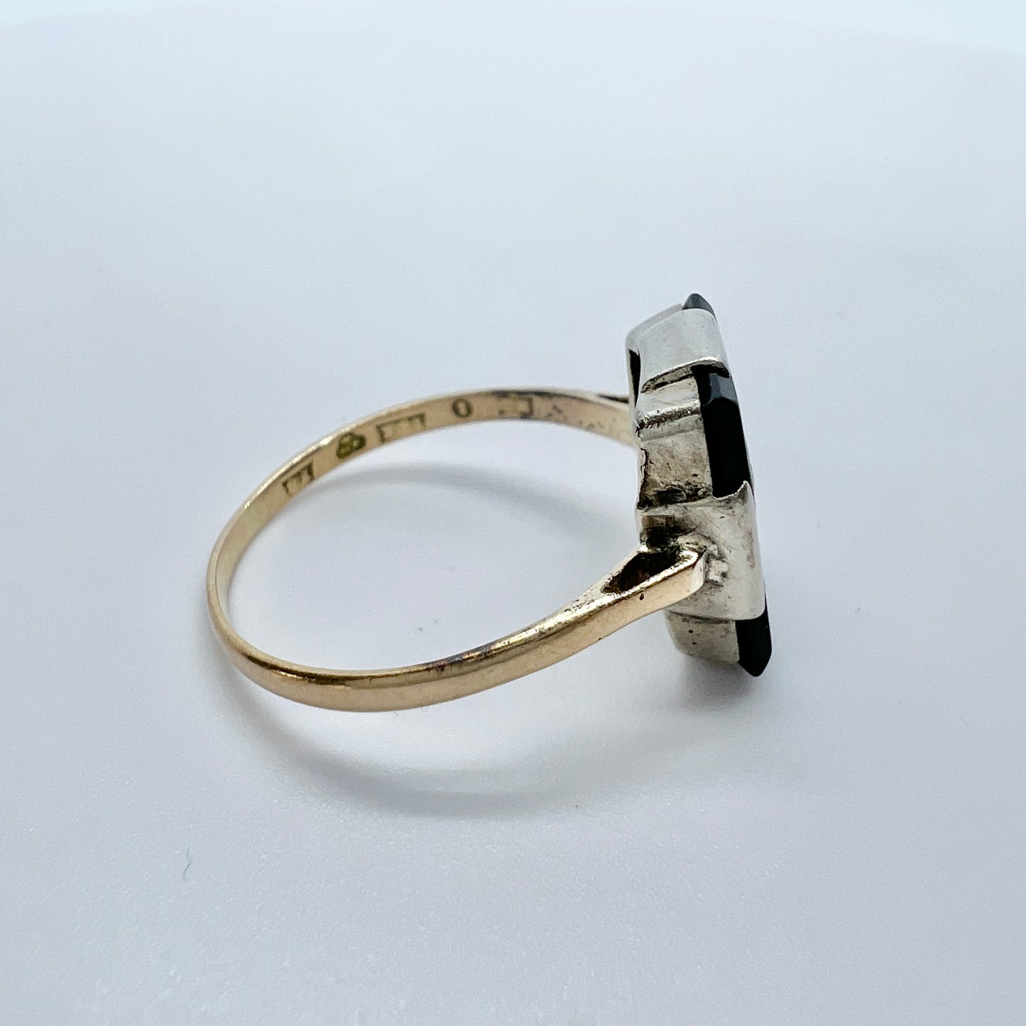 Sweden 1932 Vintage Art Deco 18k Gold Onyx Diamond Ring.