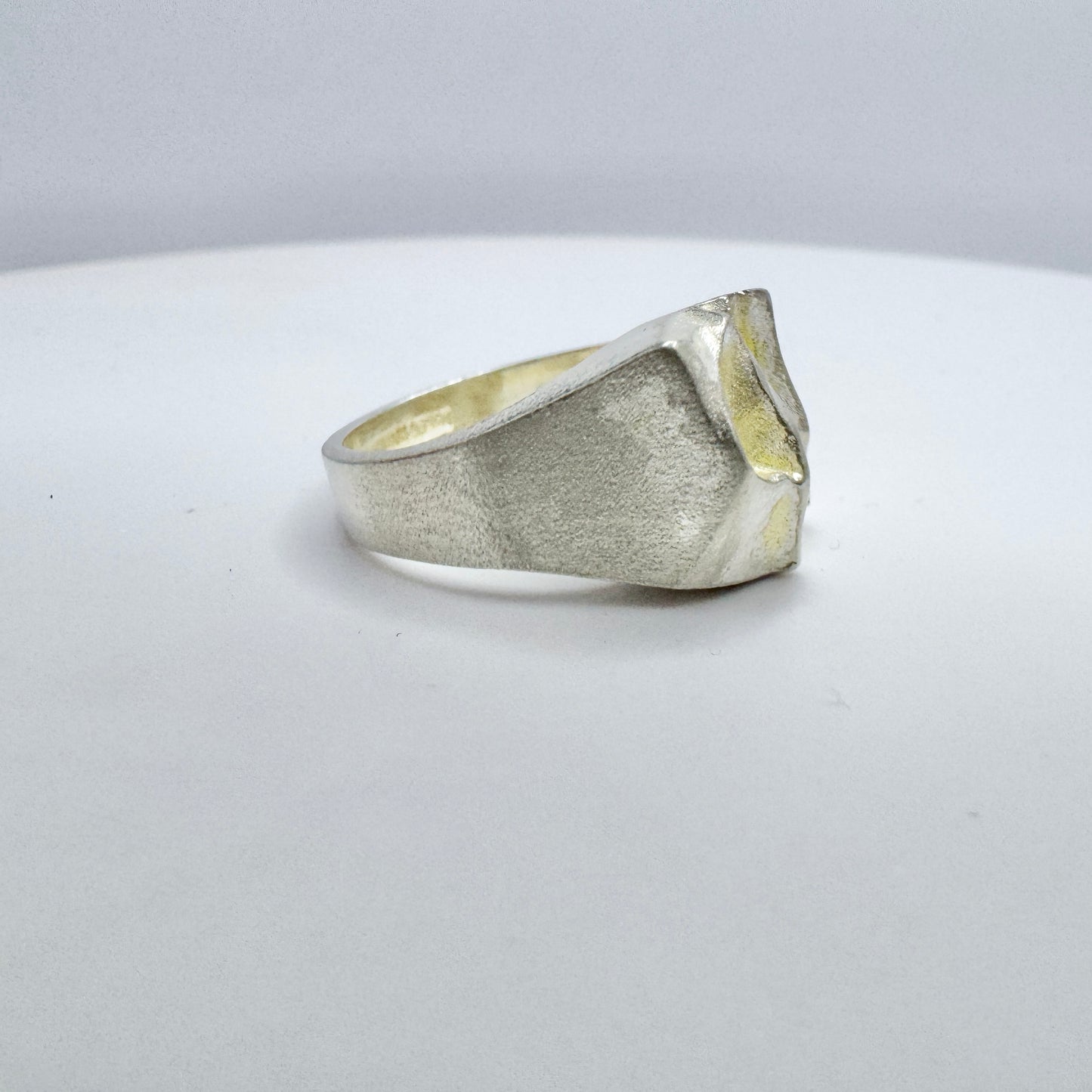 Björn Weckström, for Lapponia, Finland 1989. Vintage Sterling Silver Ring. Design: Khimaira