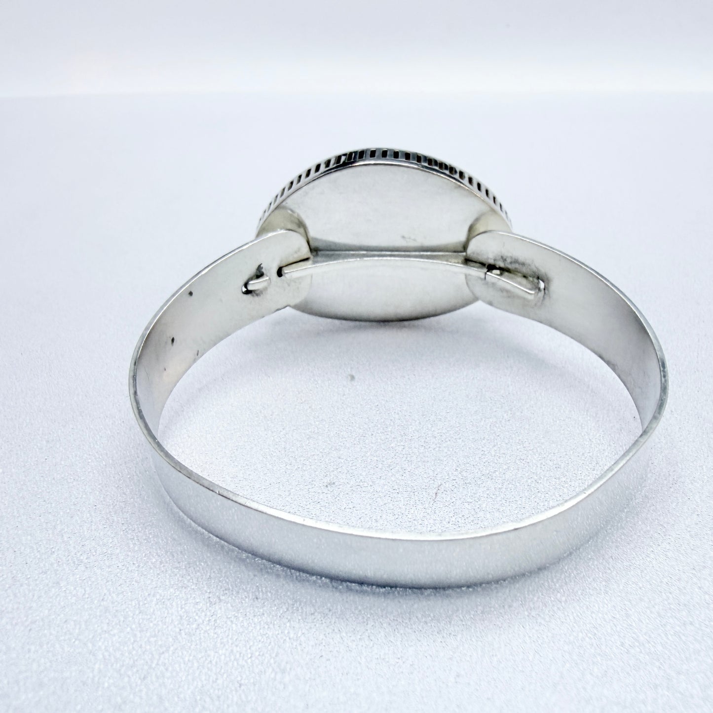 Kaplan, Sweden 1960s. Bold Vintage Sterling Silver Aventurine Hinged Bracelet.