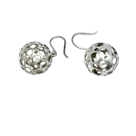 Liisa Vitali for N Westerback, Finland 1973. Vintage Sterling Silver Earrings.