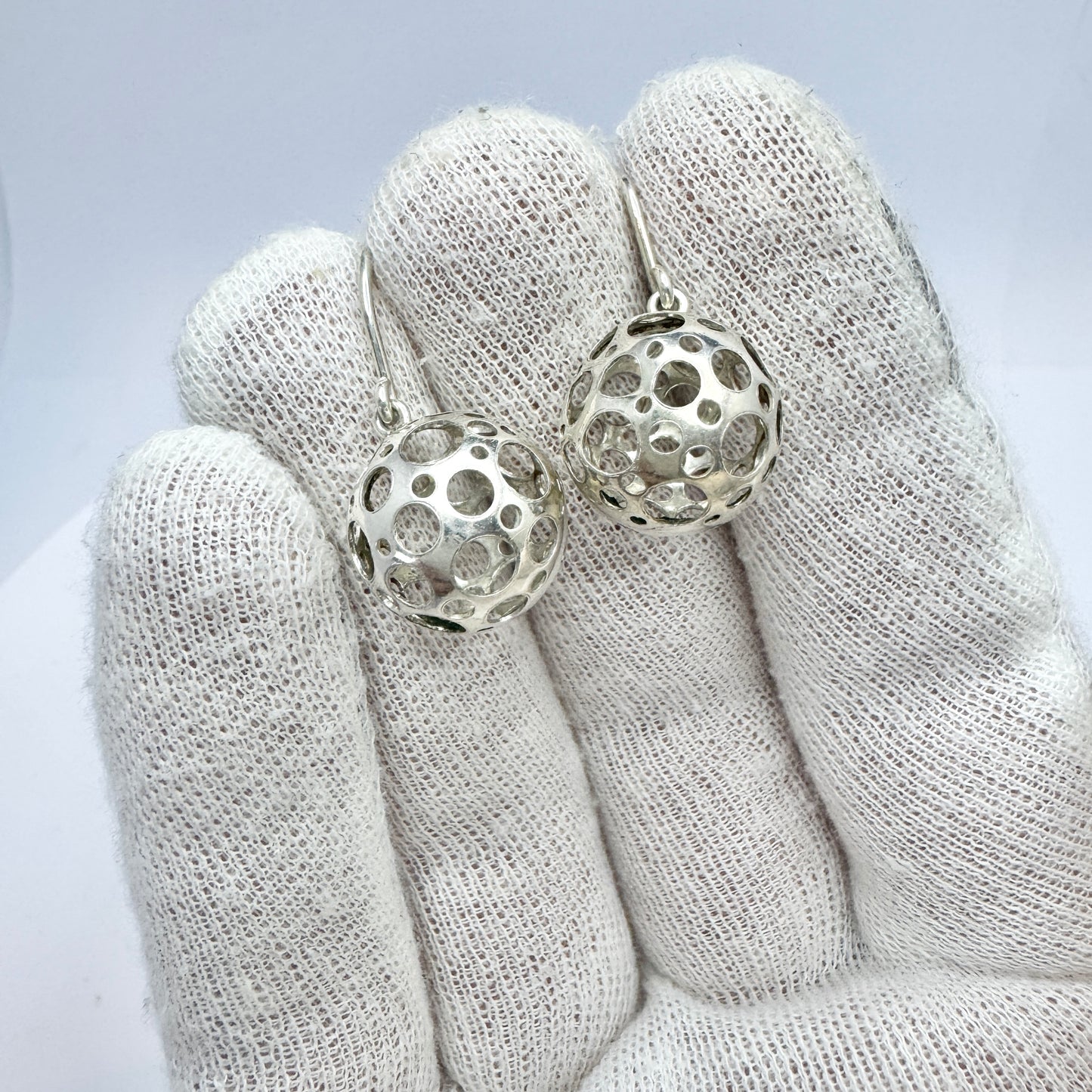 Liisa Vitali for N Westerback, Finland 1973. Vintage Sterling Silver Earrings.