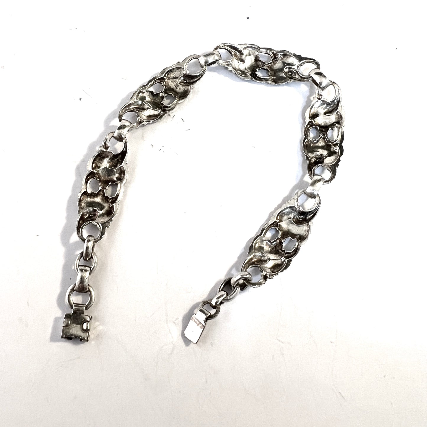 Early 1900s. Solid 830 Silver Floral Link Bracelet.