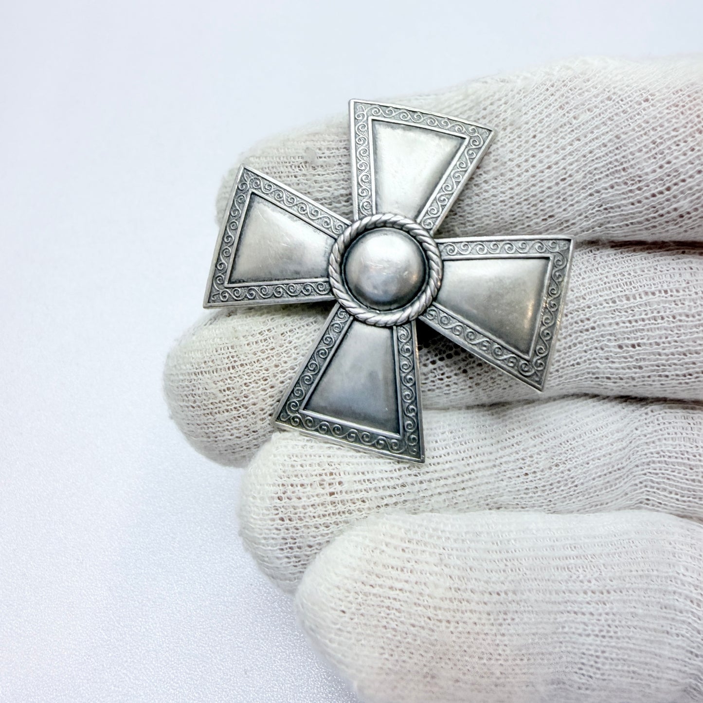 Sporrong, Sweden 1944. Vintage WW2-era Solid Silver Nurse Badge Brooch.
