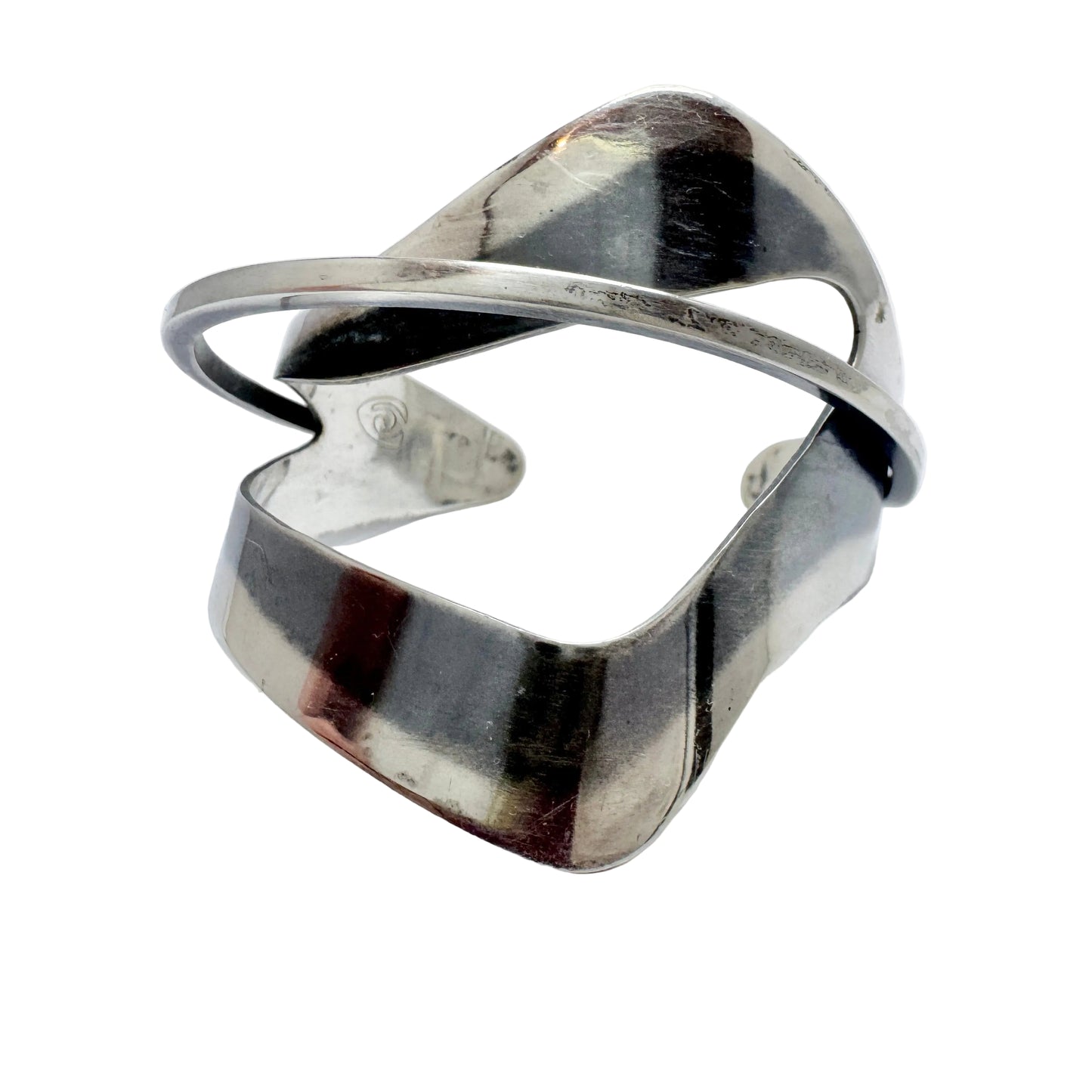 Phyllis Sklar, USA. Bold Vintage Modernist Sterling Silver Cuff Bracelet.